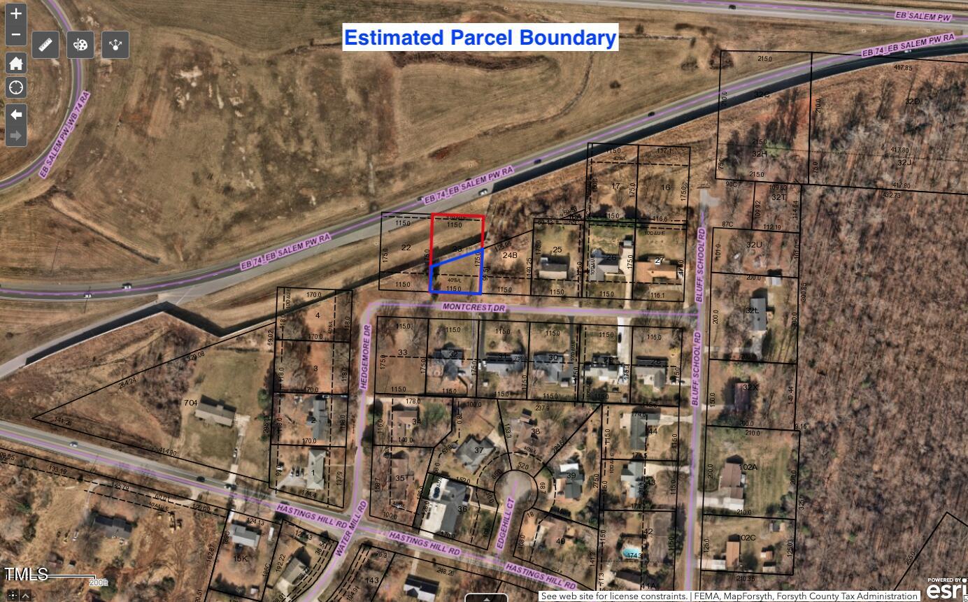 405 Montcrest Drive Property Photo 9