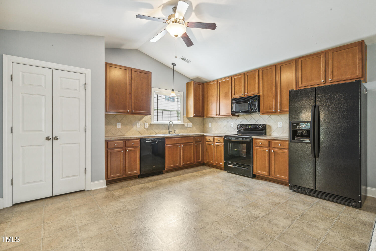 217 Braxcarr Street Property Photo 14
