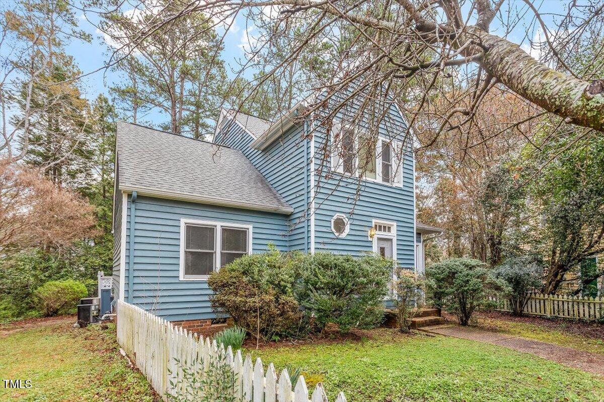 1725 Briarforest Place Property Photo 1