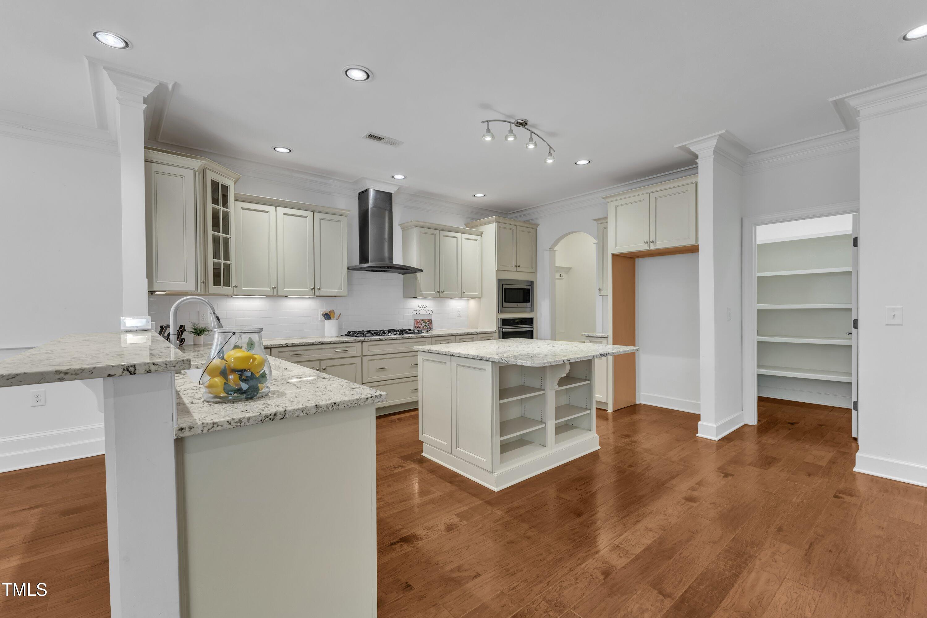 644 Angelica Circle Property Photo 10