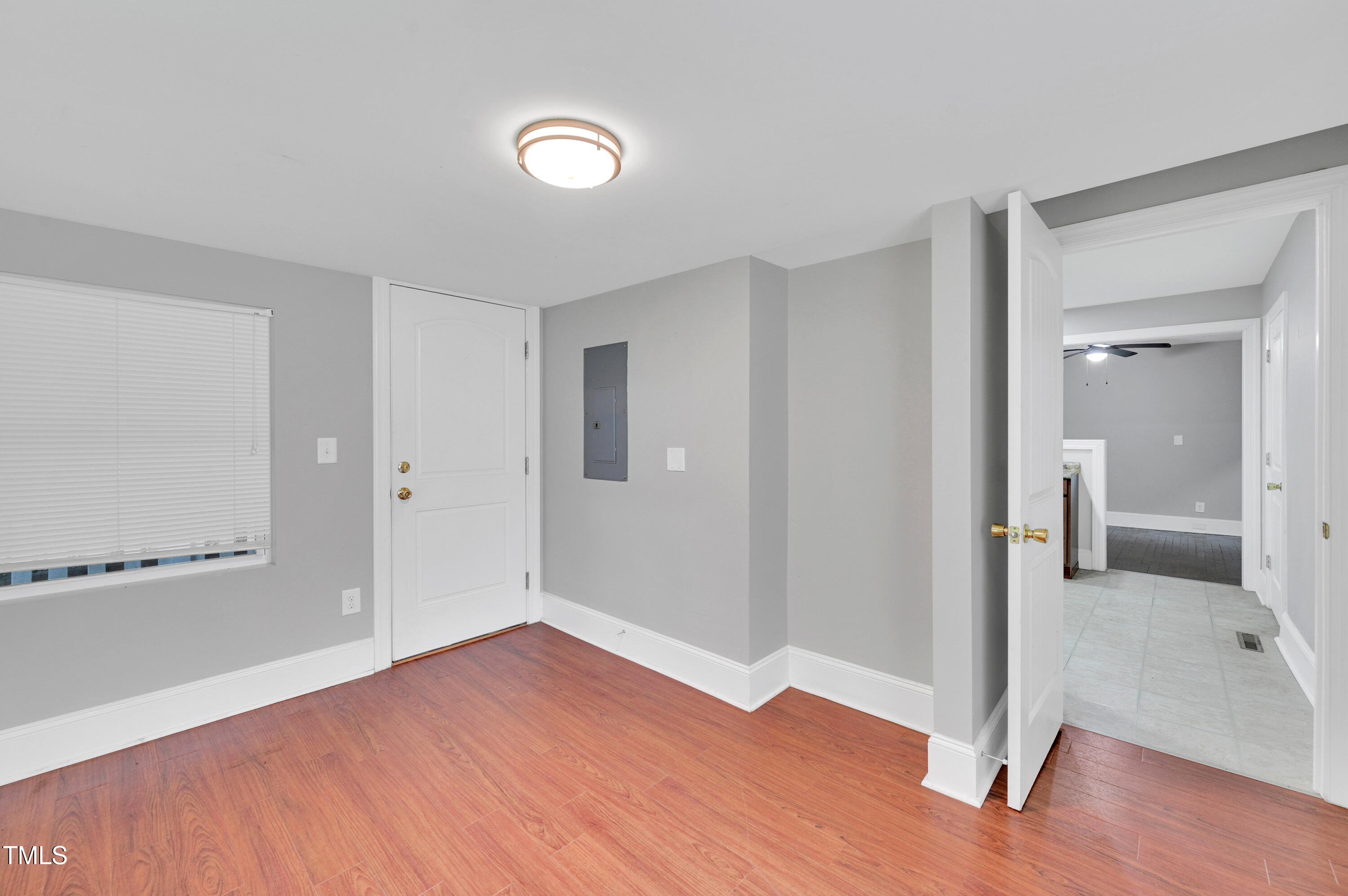 205 E 13th Street # A Property Photo 16