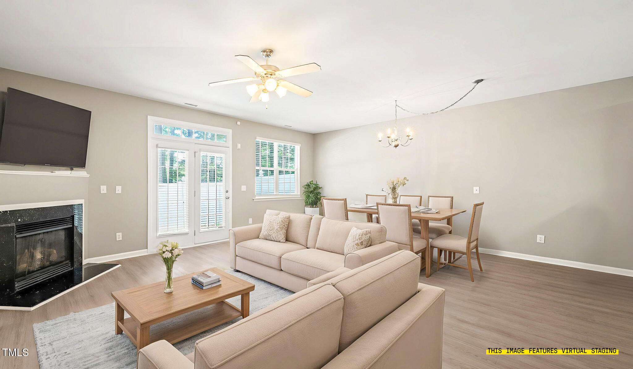 8253 Martello Lane Property Photo 1