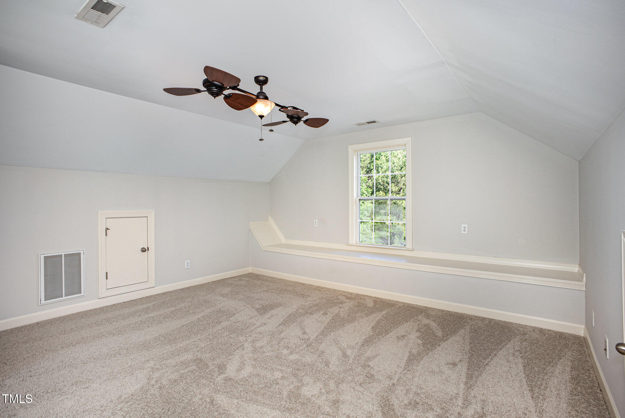 1148 Dexter Ridge Drive Property Photo 18