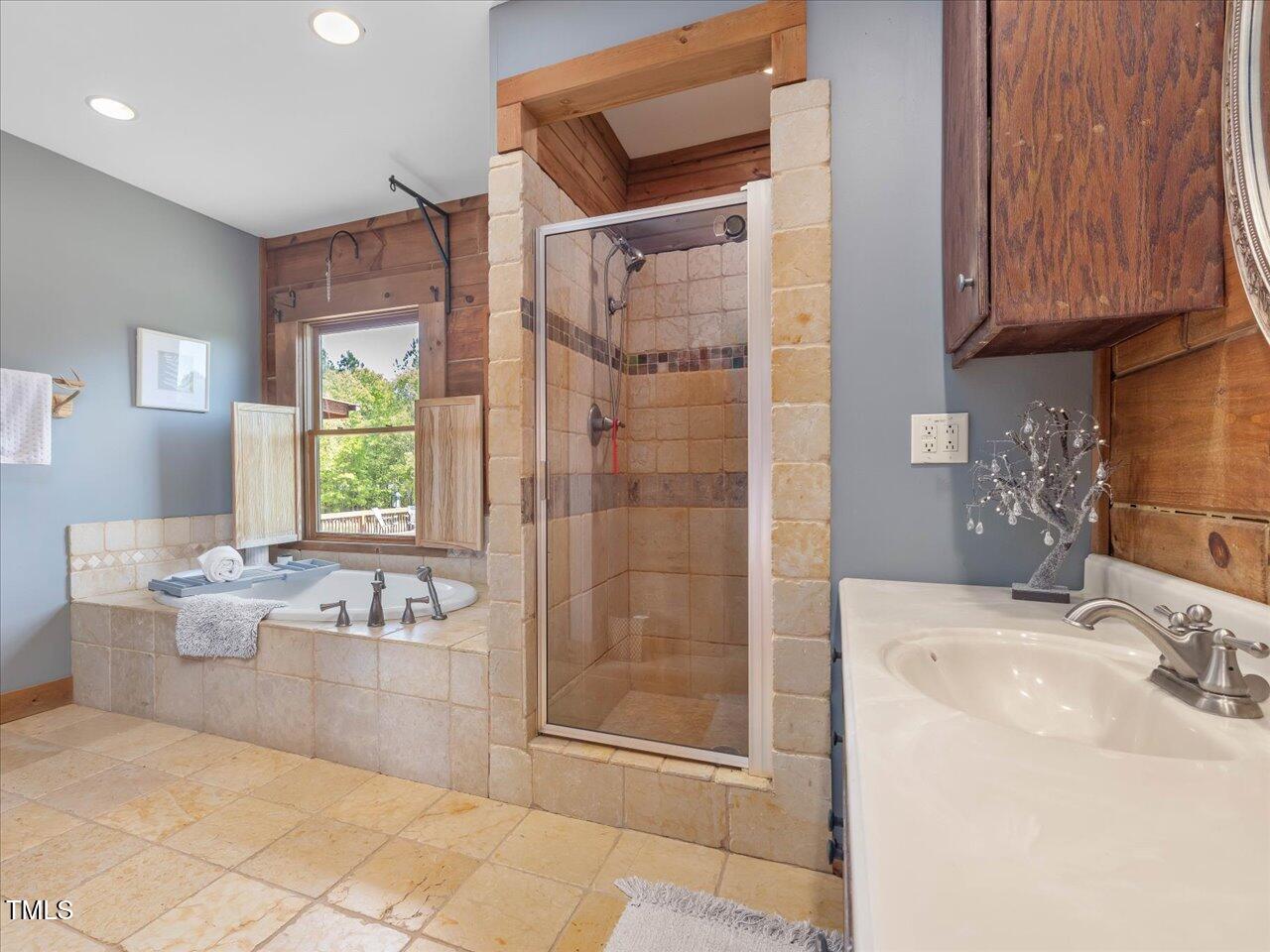 1656 Nc-42 Highway Property Photo 14