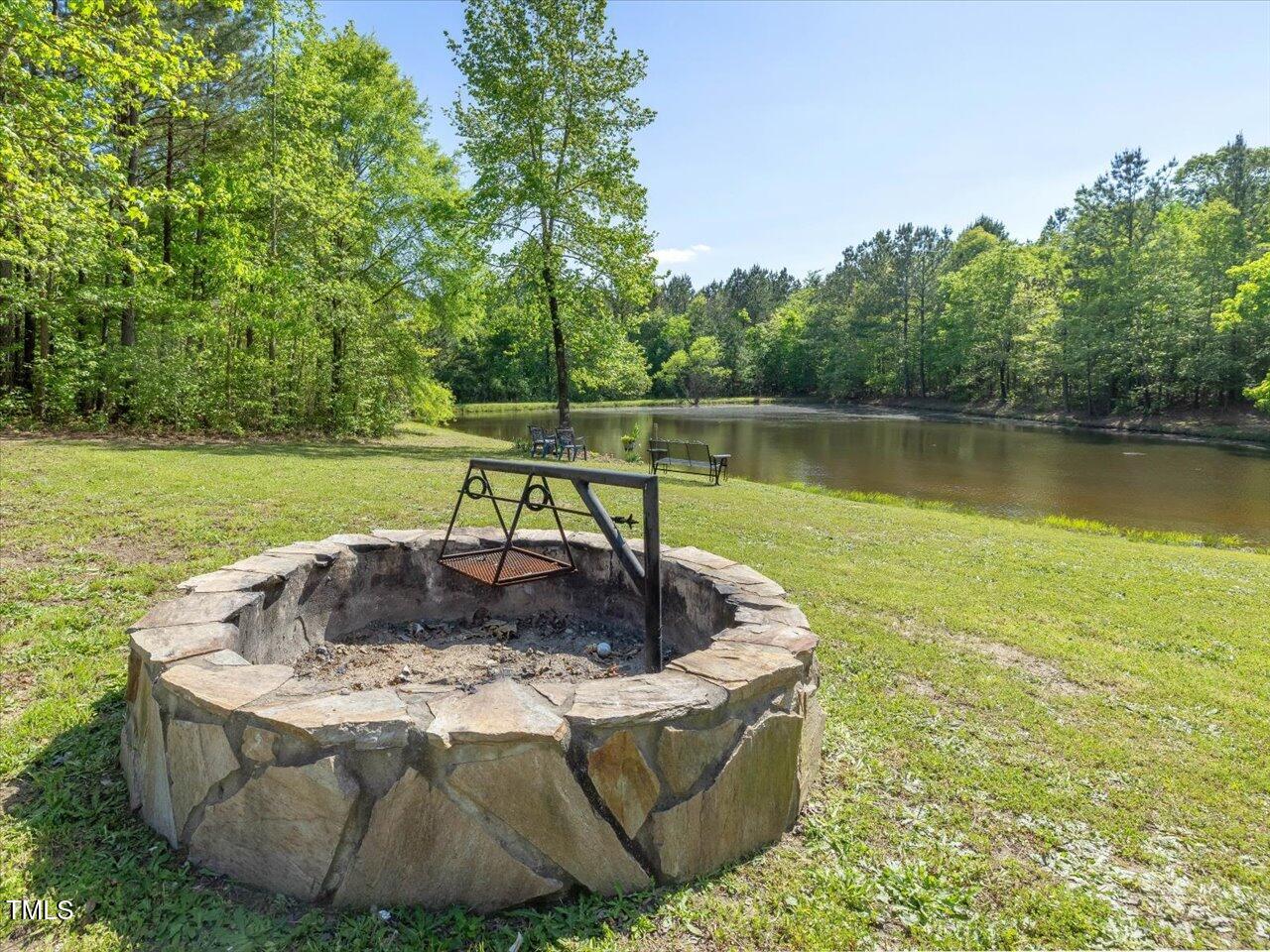 1656 Nc-42 Highway Property Photo 32