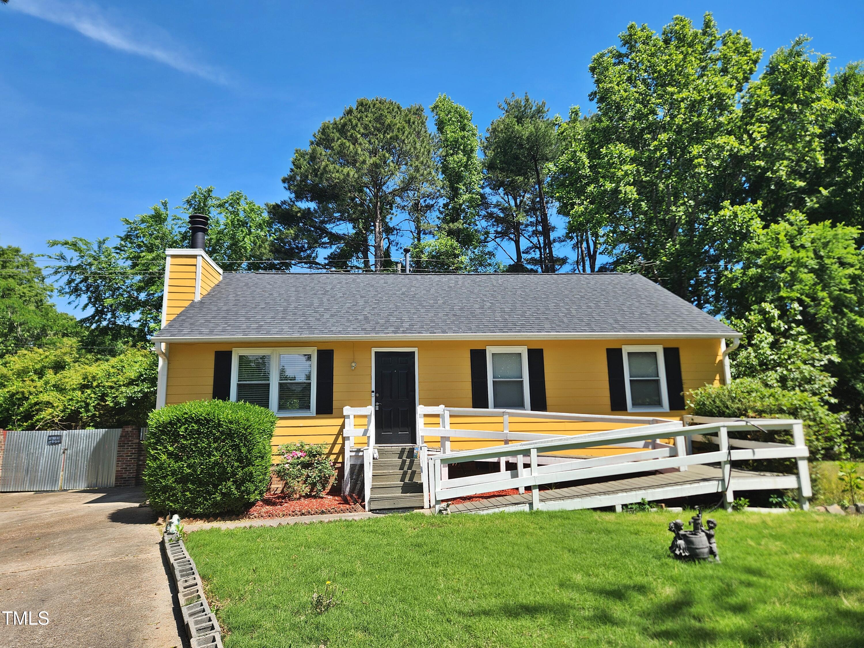 3612 Satellite Court Property Photo 1