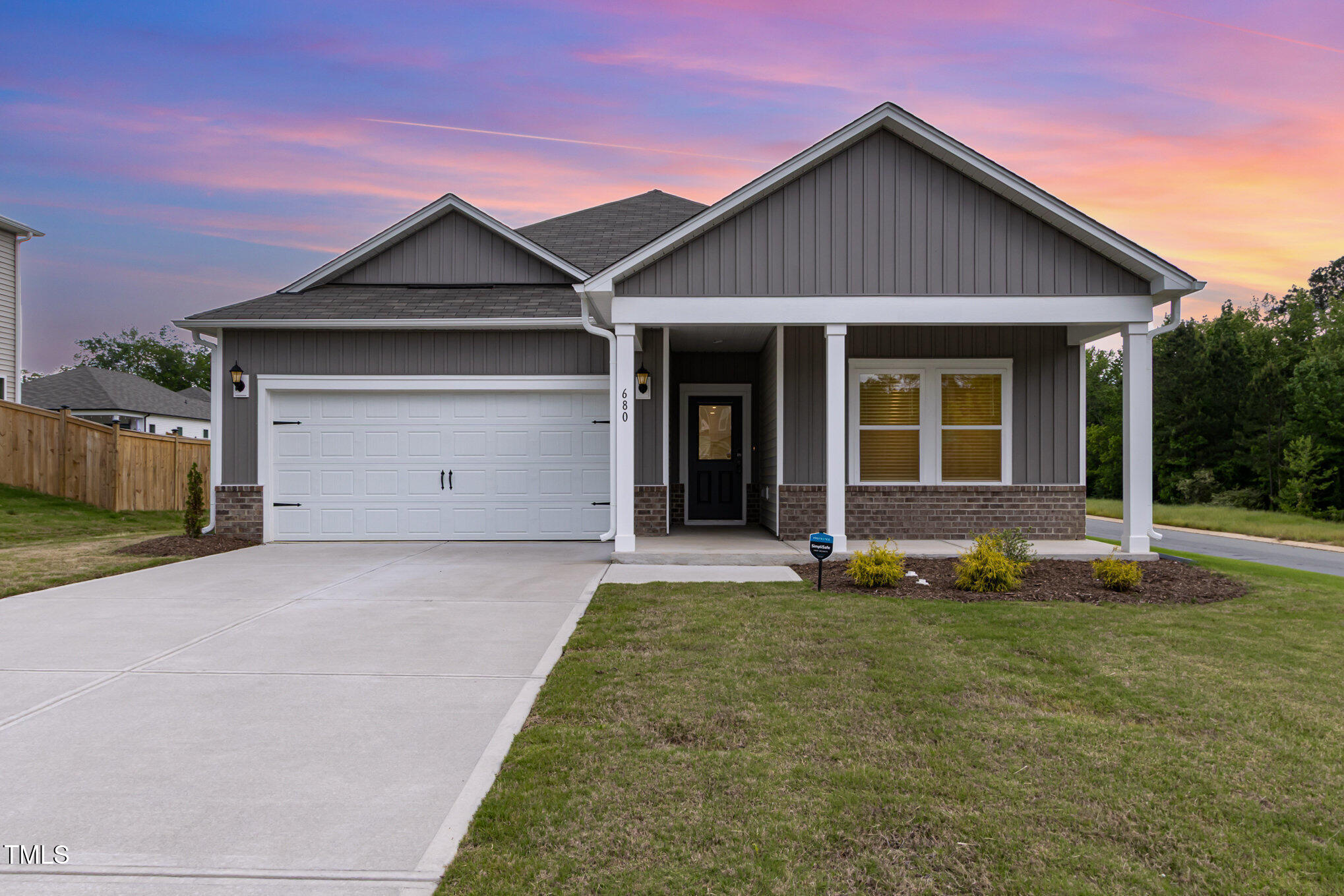 680 Winesap Drive Property Photo