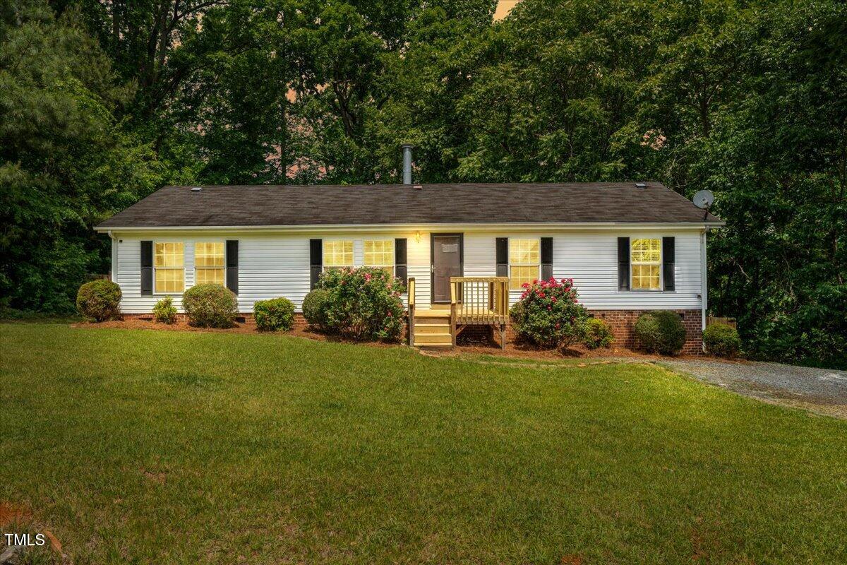 1004 Candlewood Circle Property Photo