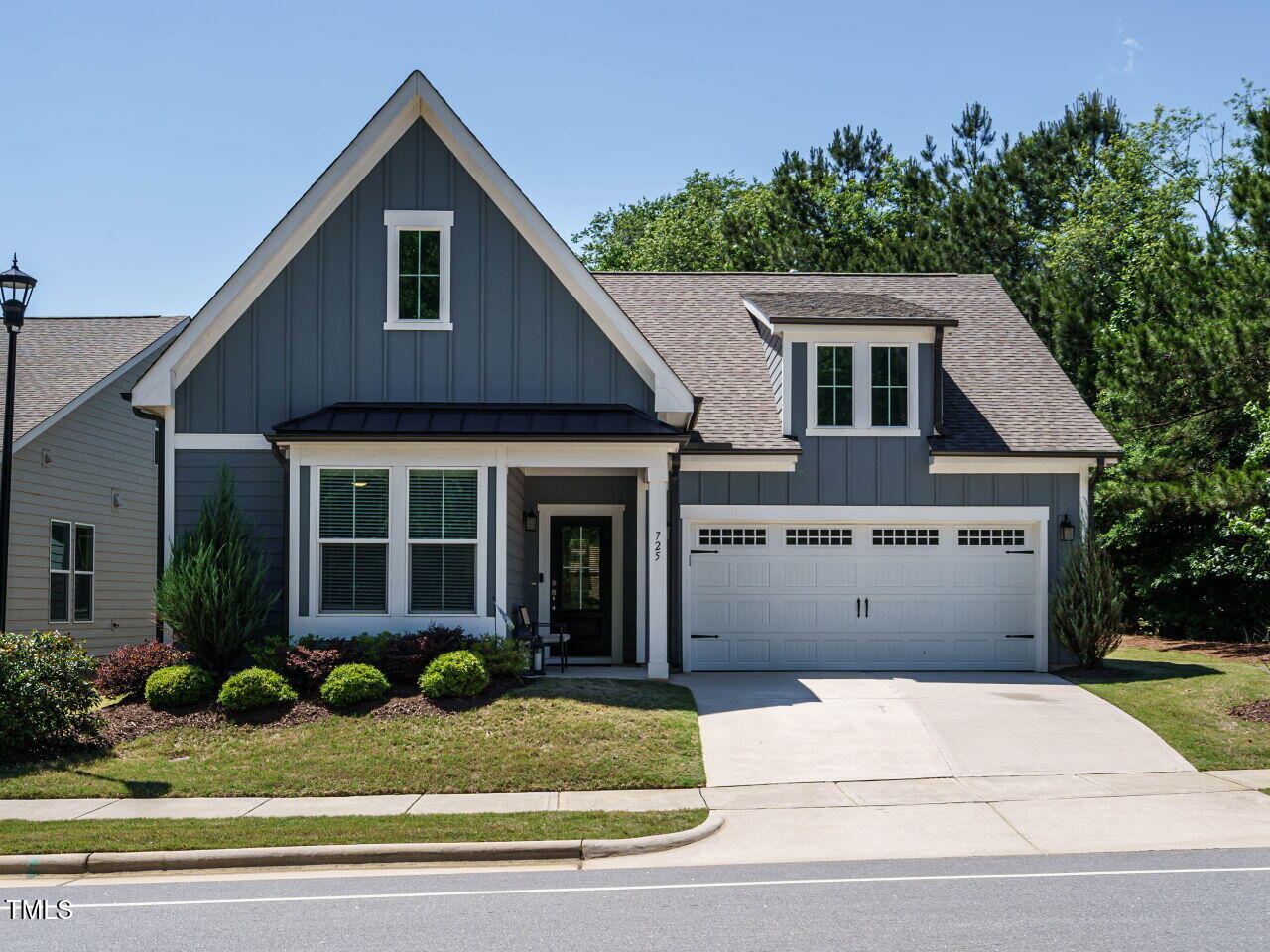 725 Banningford Road Property Photo 1