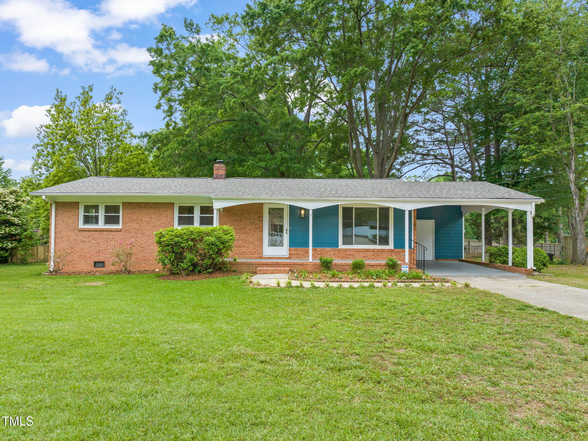 Picture of 413 Winterlochen Road