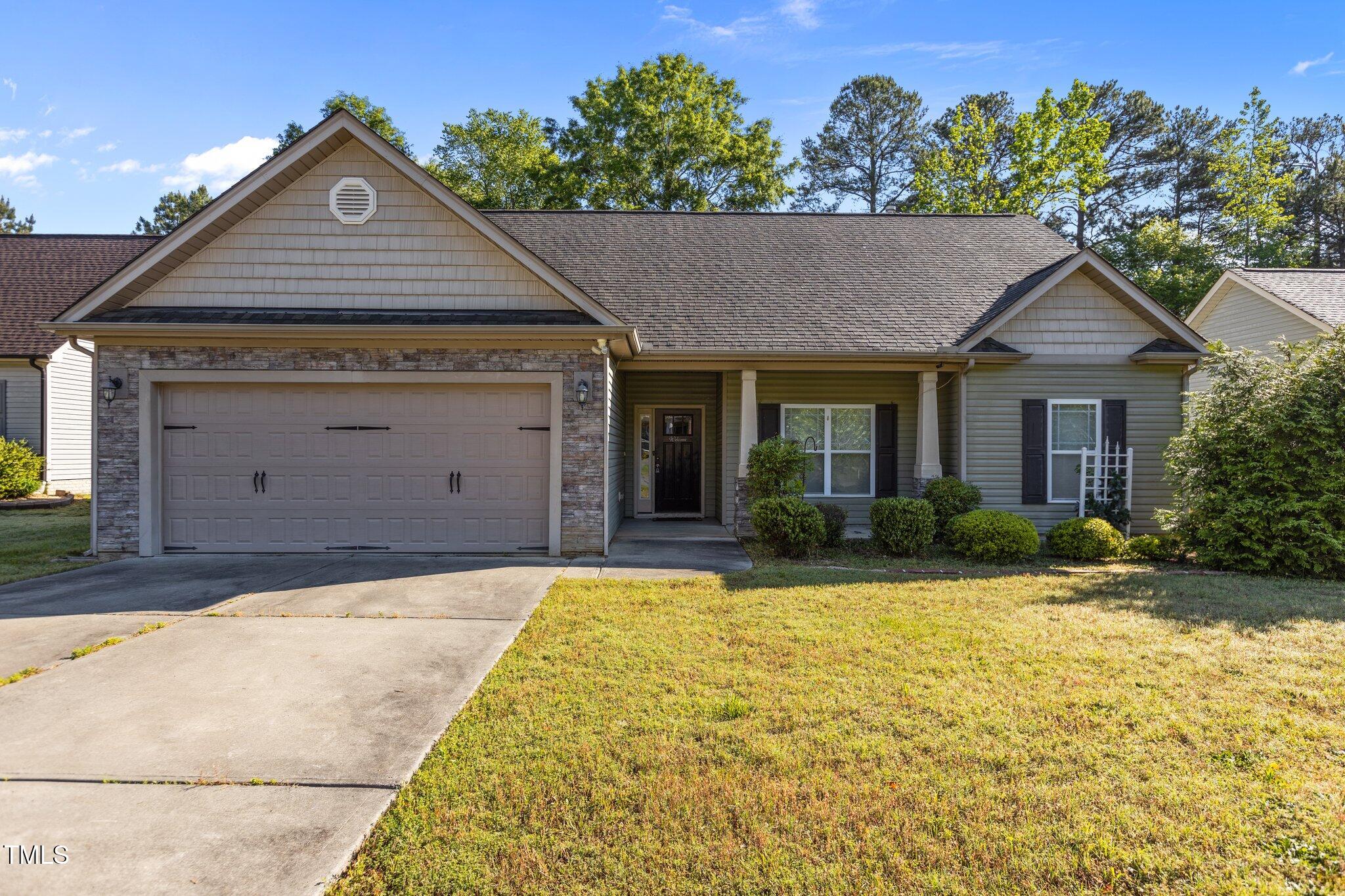 309 Coachman's Trail Property Photo 1