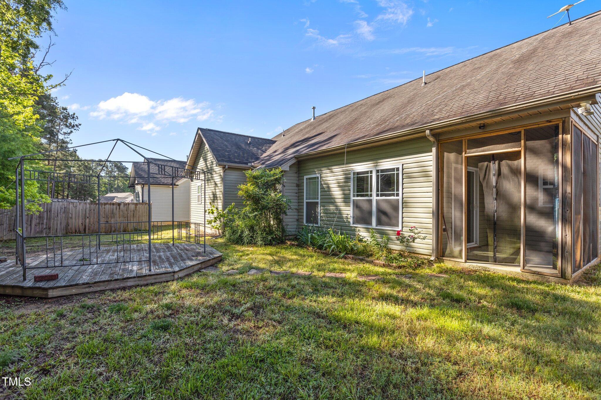 309 Coachman's Trail Property Photo 27