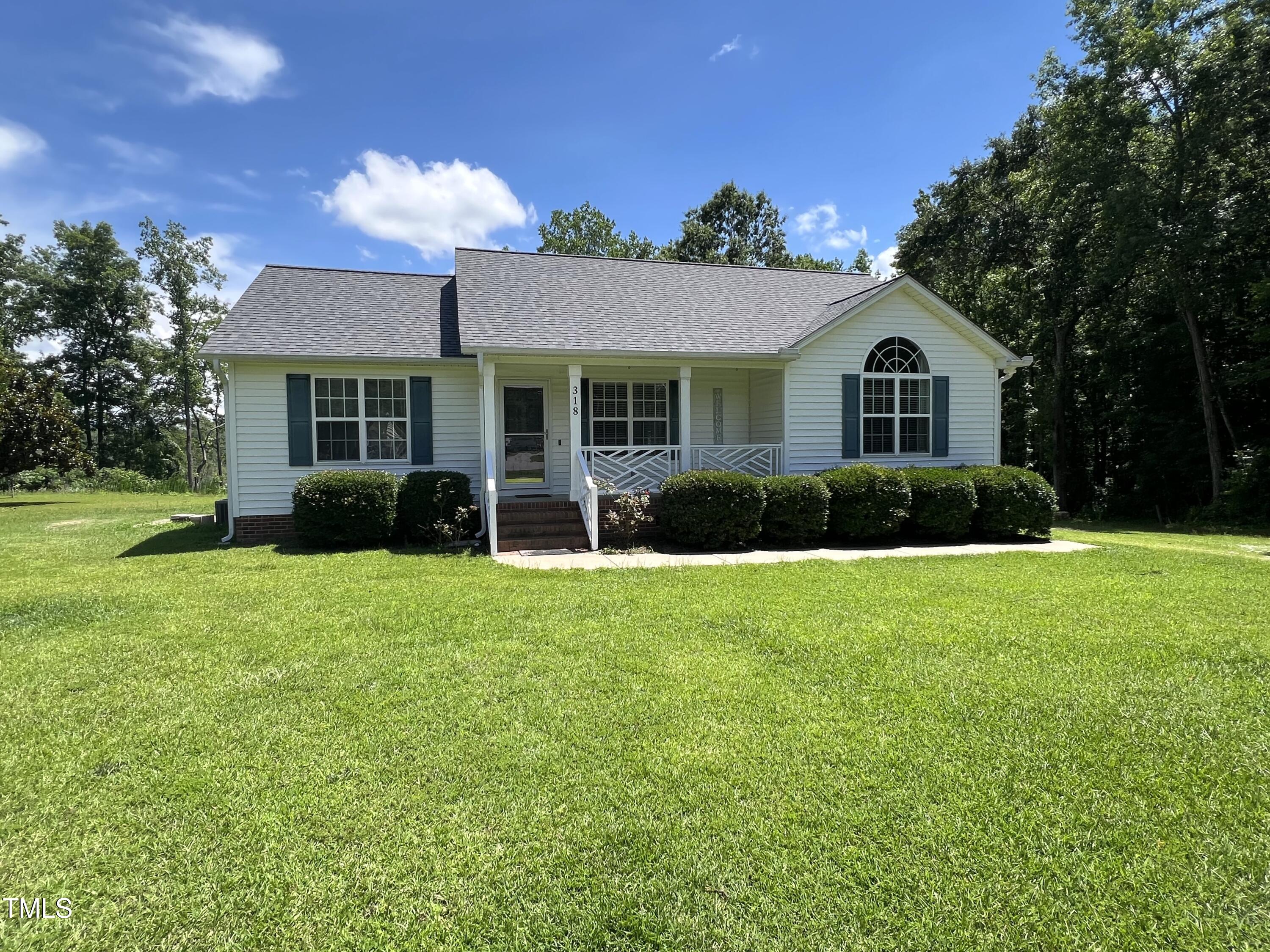 318 Duck Pond Lane Property Photo 1