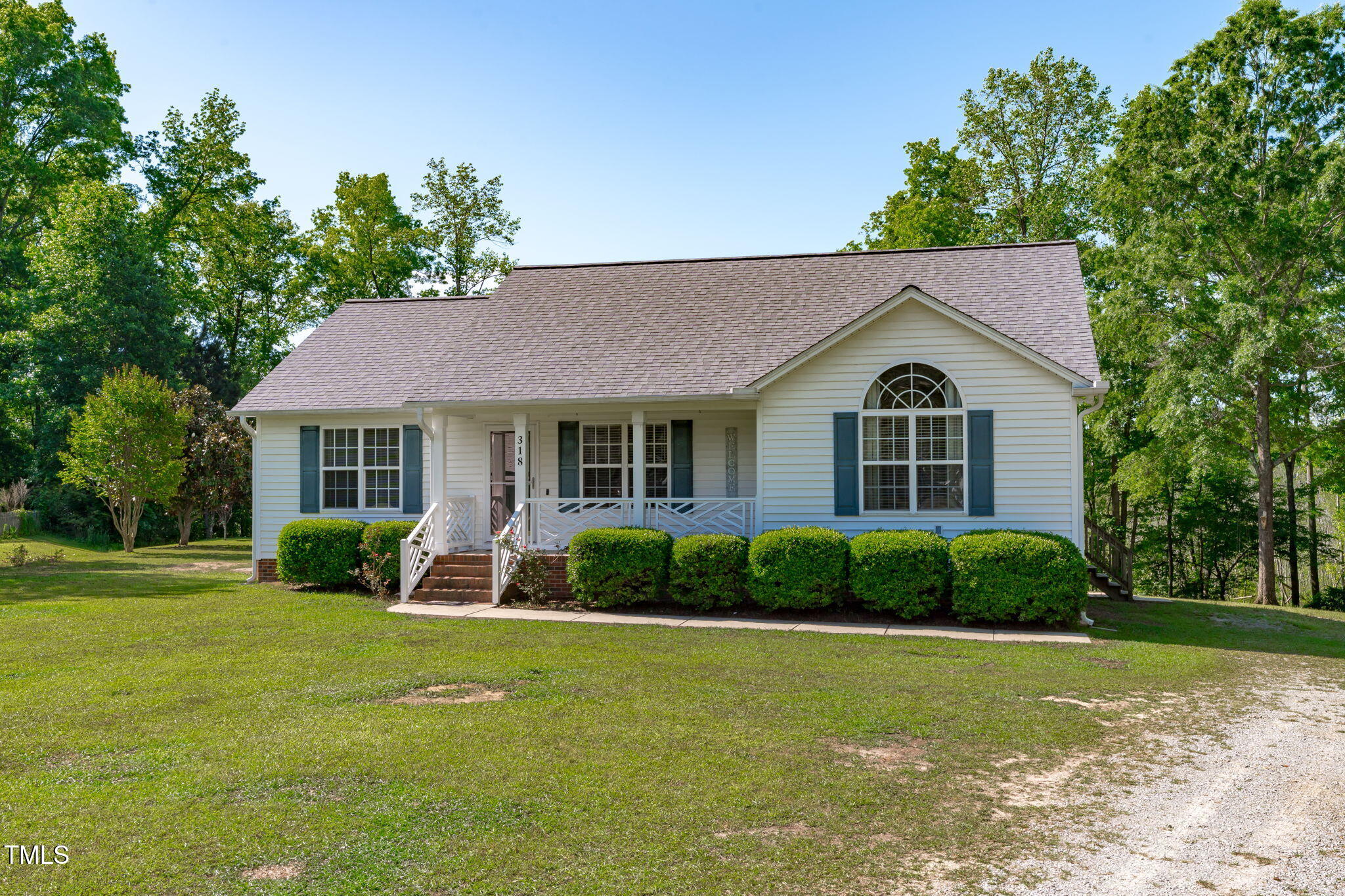 318 Duck Pond Lane Property Photo 2