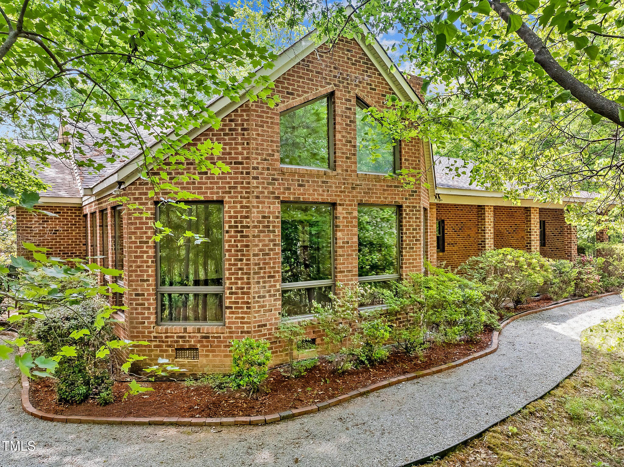 2600 Snow Hill Road Property Photo