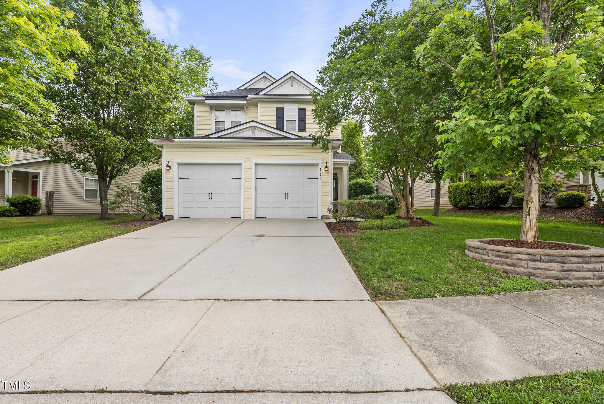 3033 Remington Oaks Circle Property Photo 1