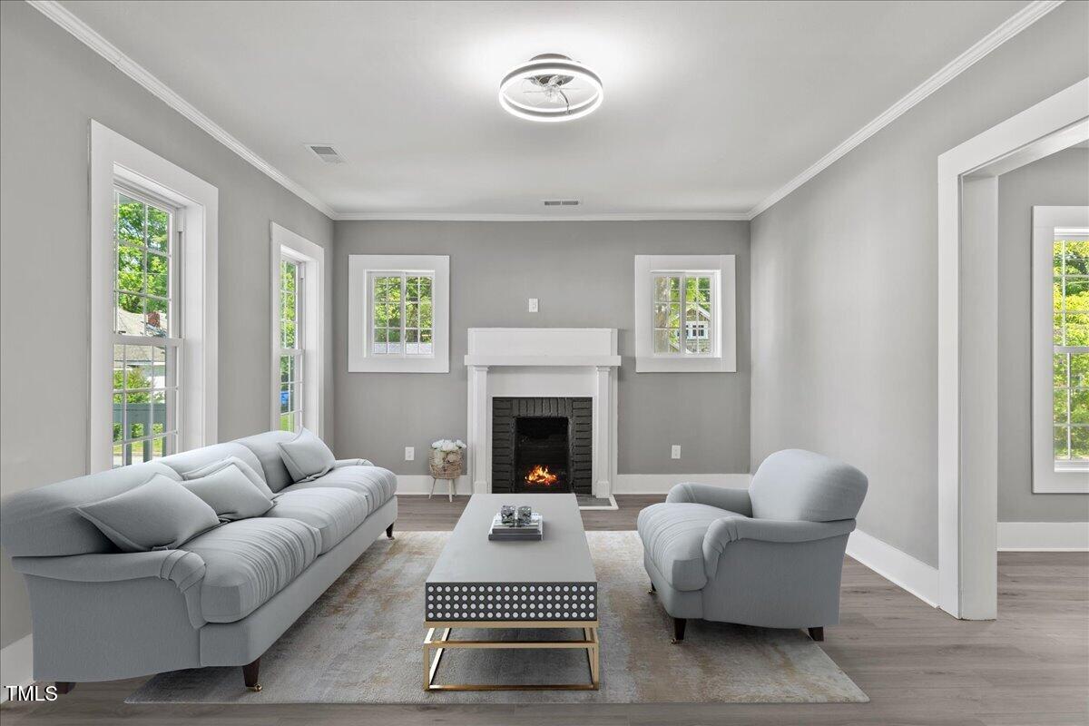 701 Franklin Avenue W Property Photo 4