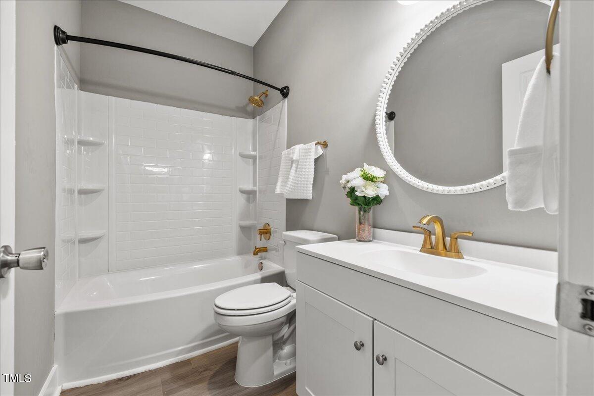 701 Franklin Avenue W Property Photo 11