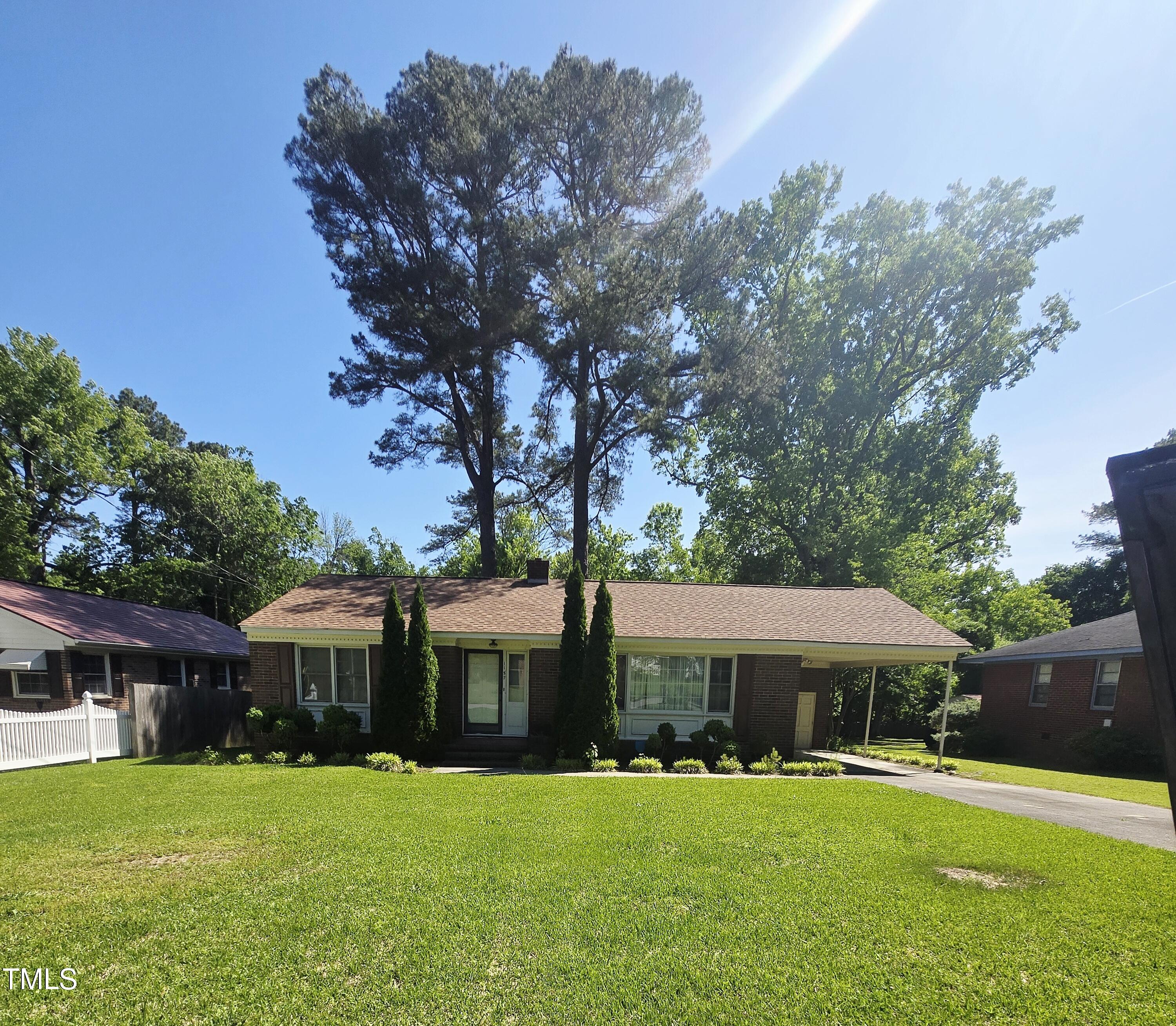 1157 S Cambridge Circle Property Photo