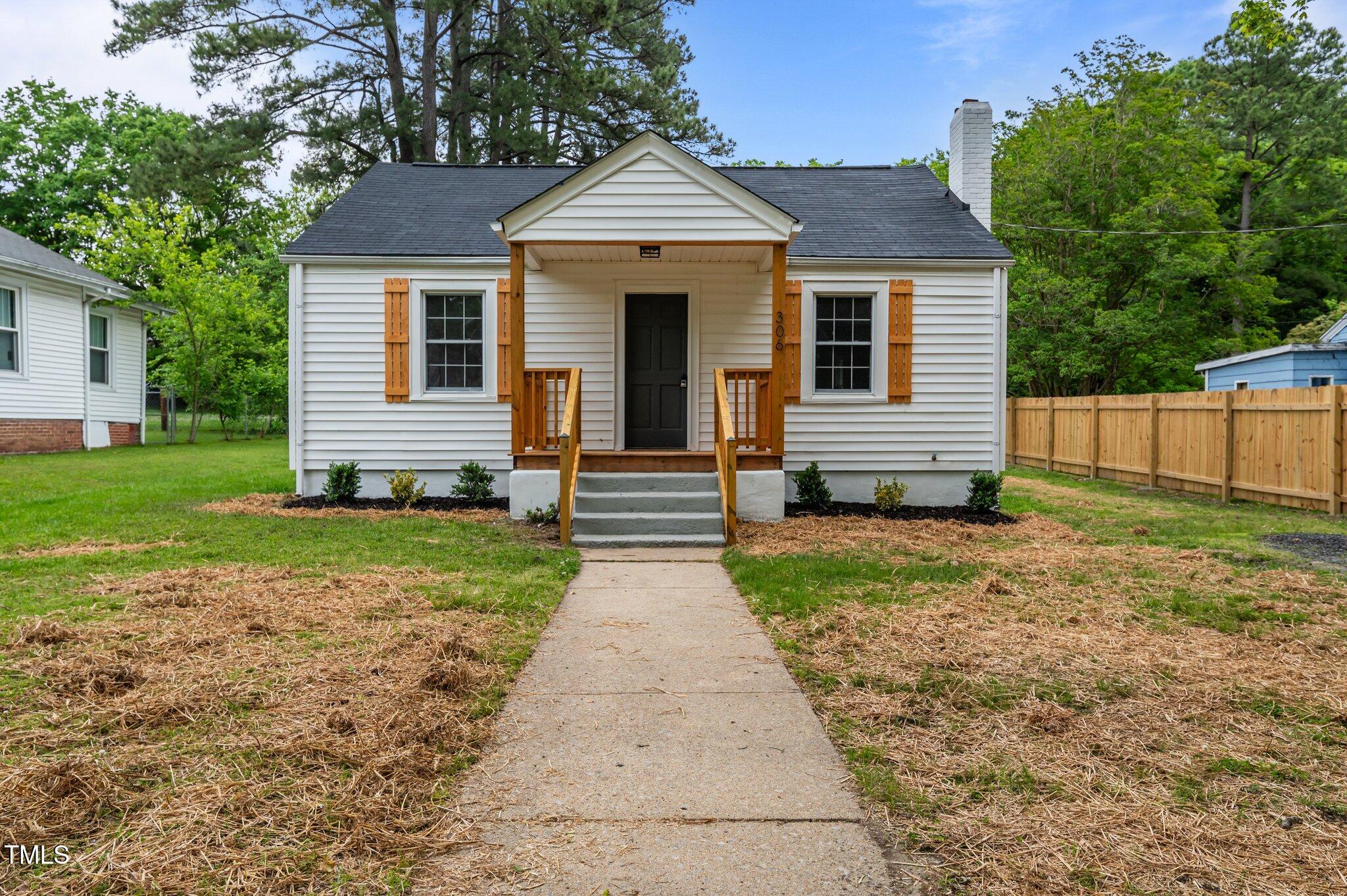 306 Coleman Street Property Photo 1