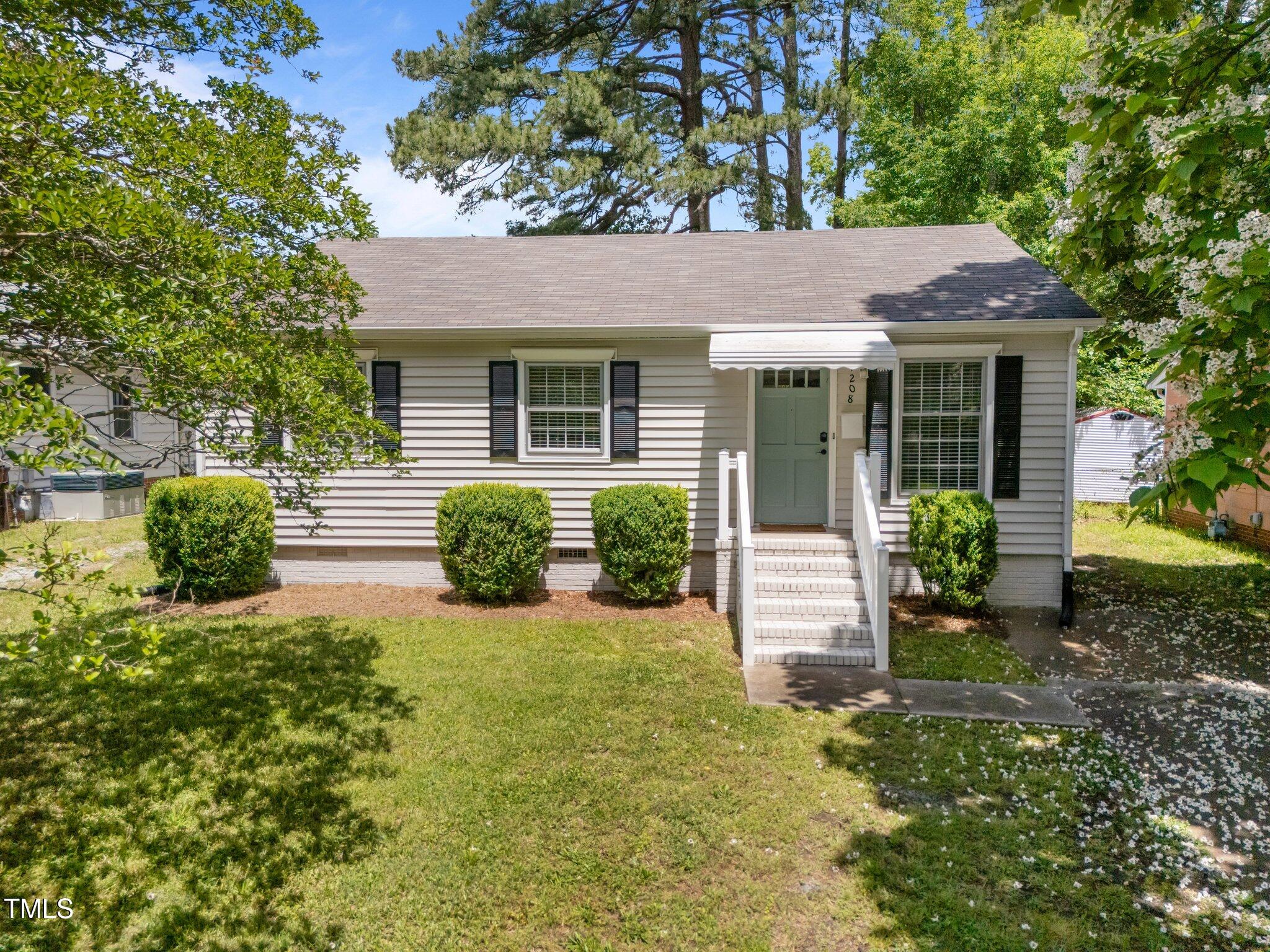 1208 W Murray Avenue Property Photo 1
