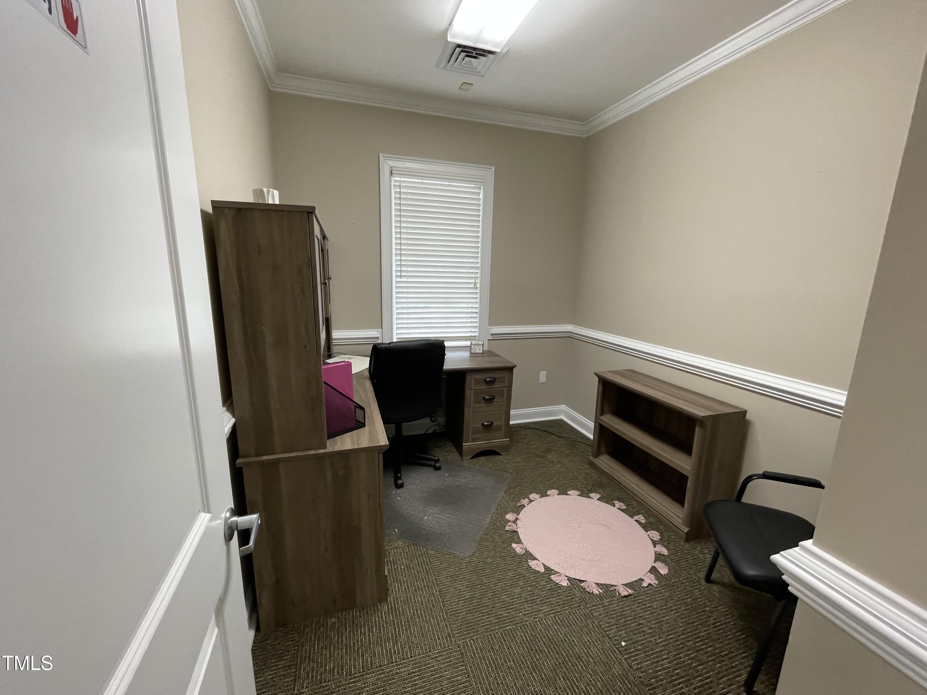 1611 Flora Avenue Property Photo 9