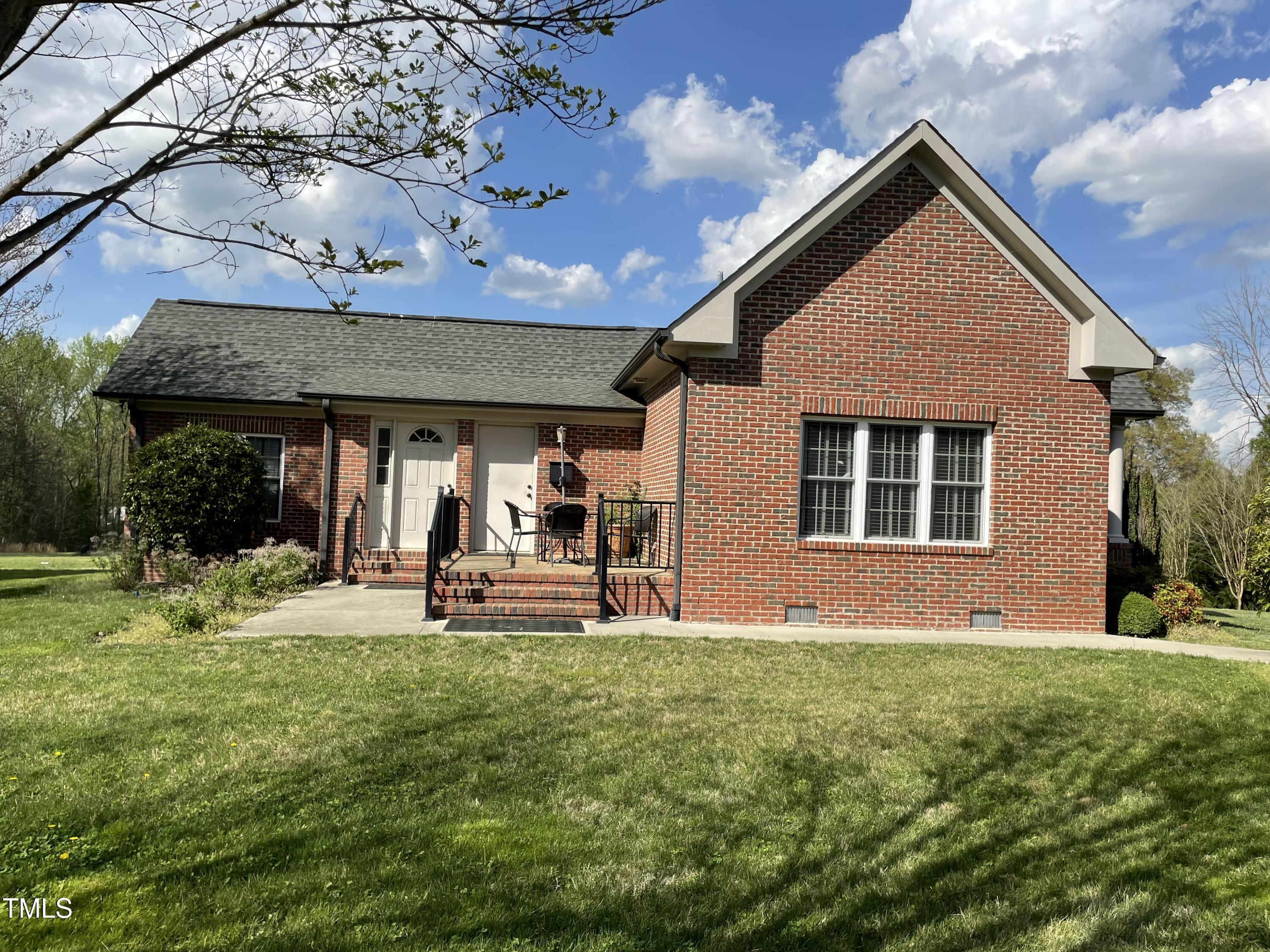 1611 Flora Avenue Property Photo 20