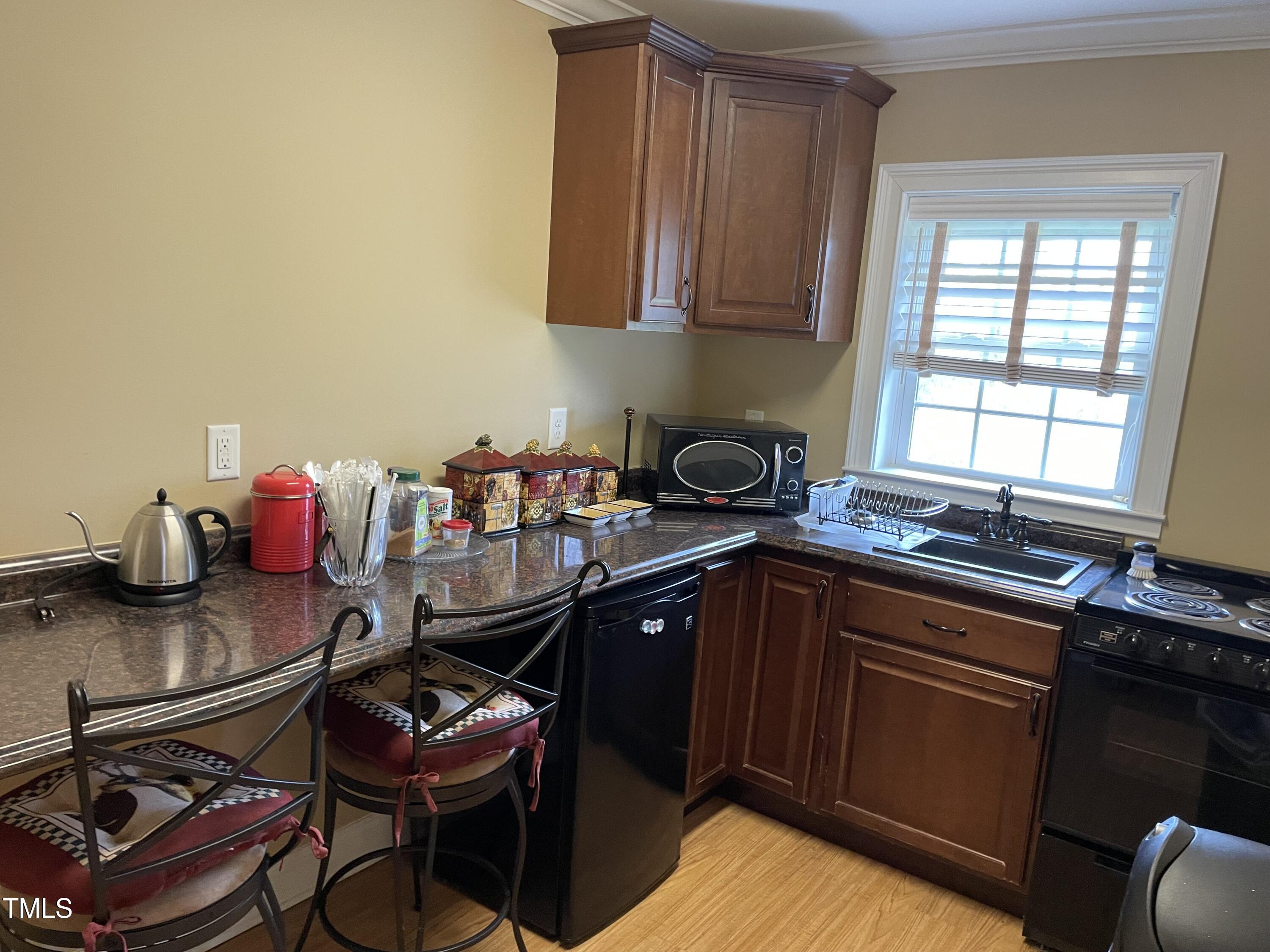 1611 Flora Avenue Property Photo 26