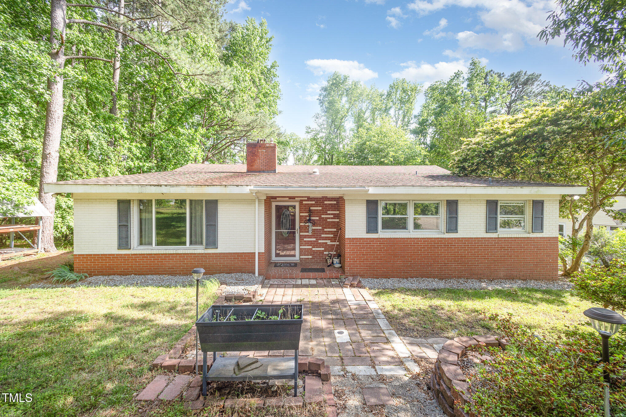 515 Poplar Drive Property Photo 1