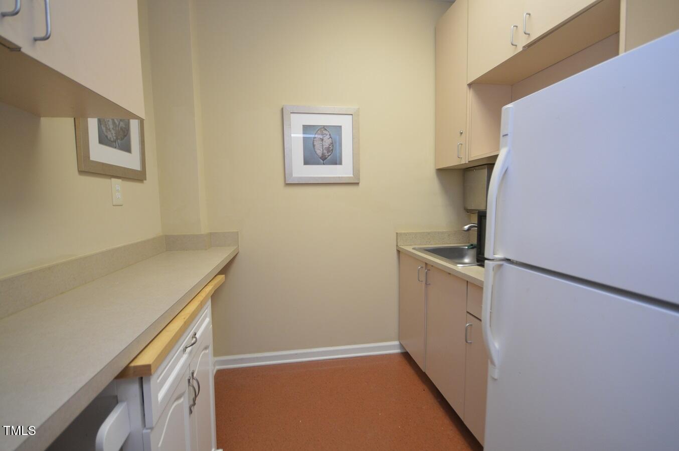 930 Se Cary Parkway # 104 Property Photo 15