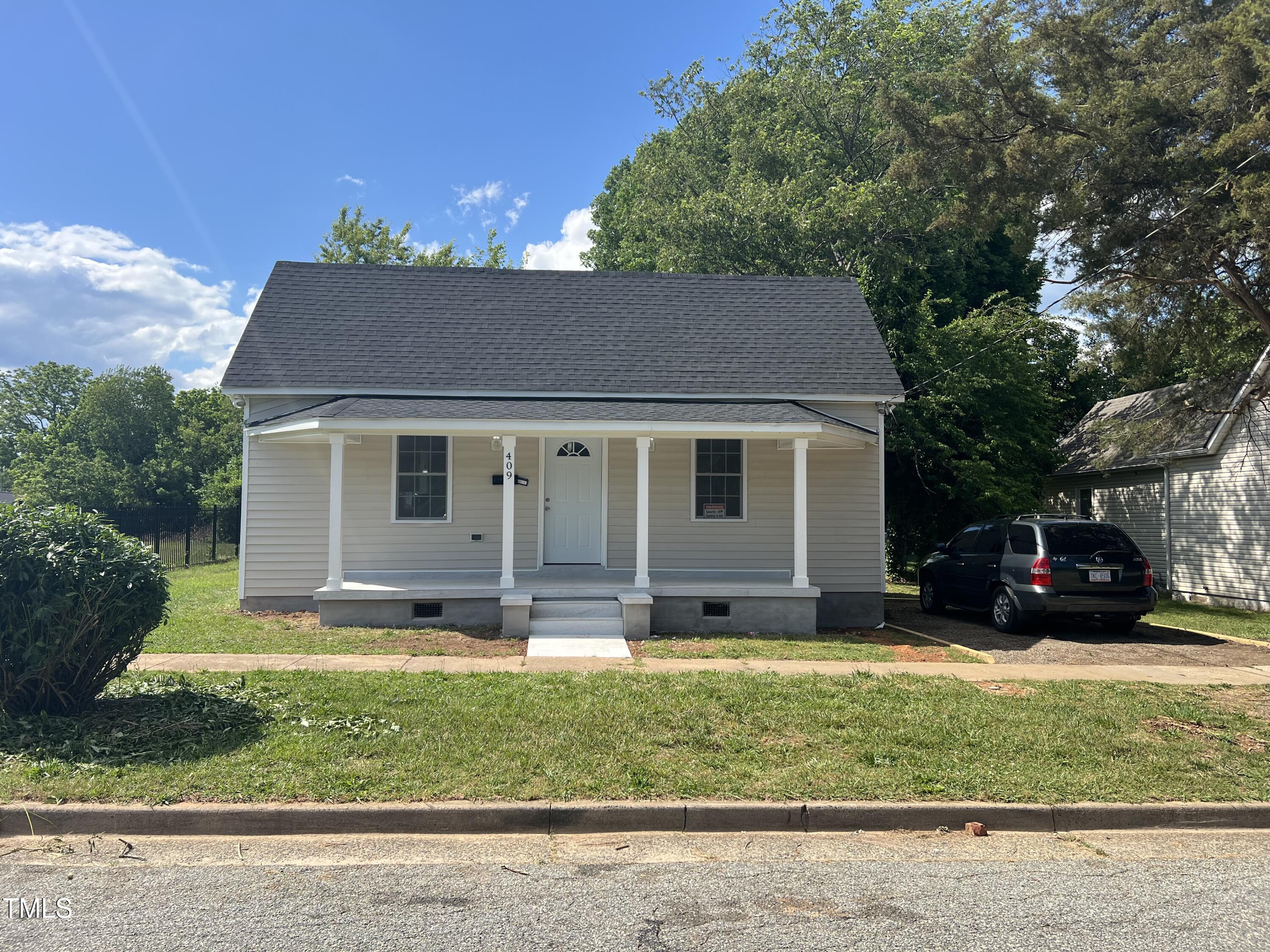 409 S Flanner St Street Property Photo