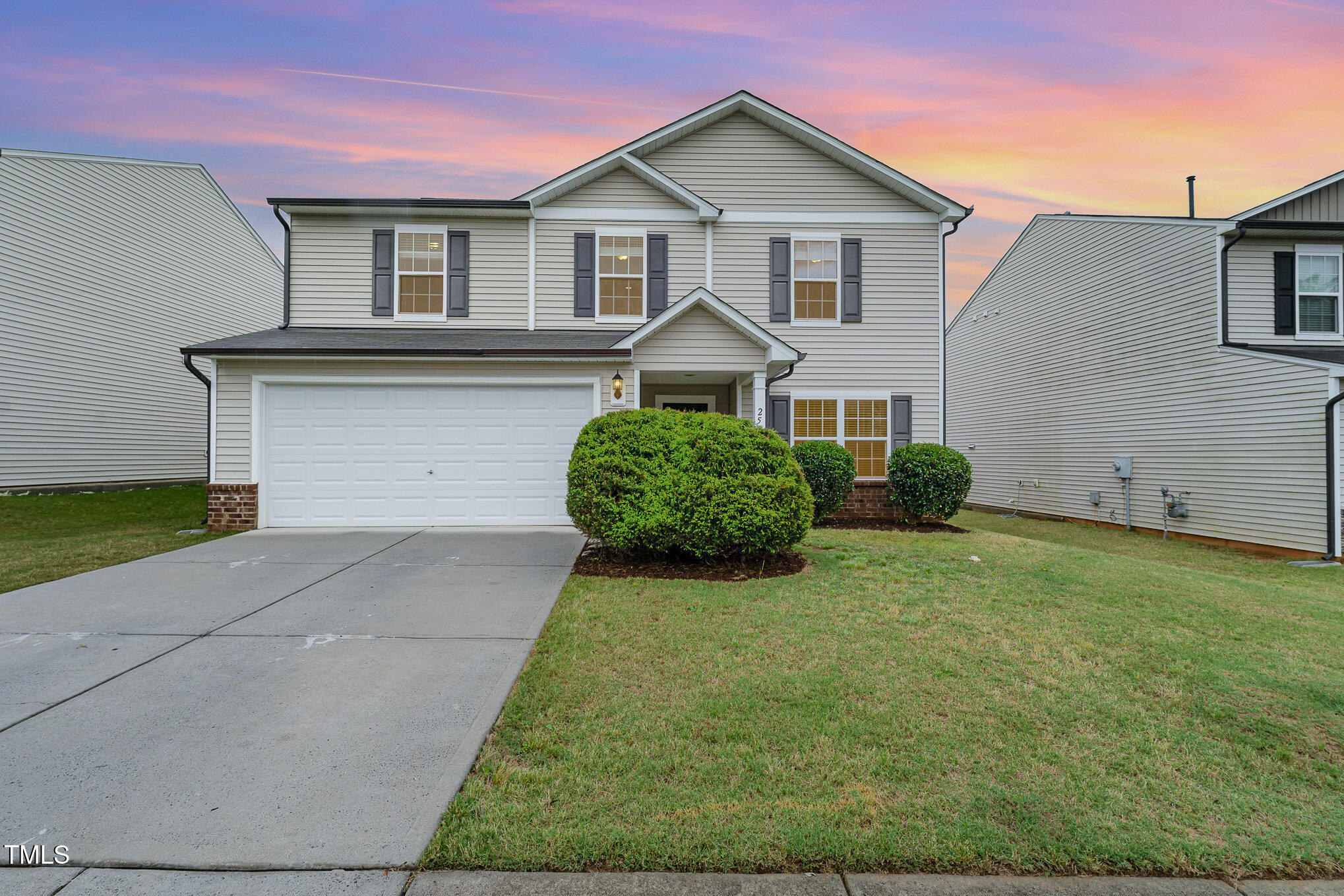 2530 Girvan Drive Property Photo