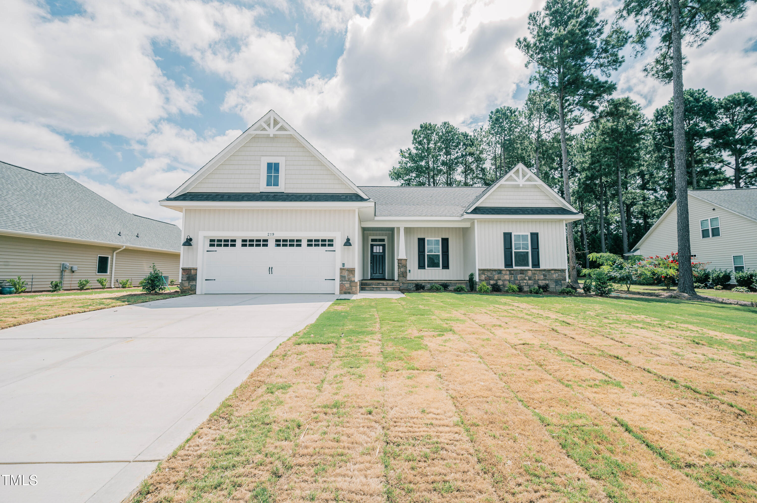 219 Crescent Drive Property Photo 47