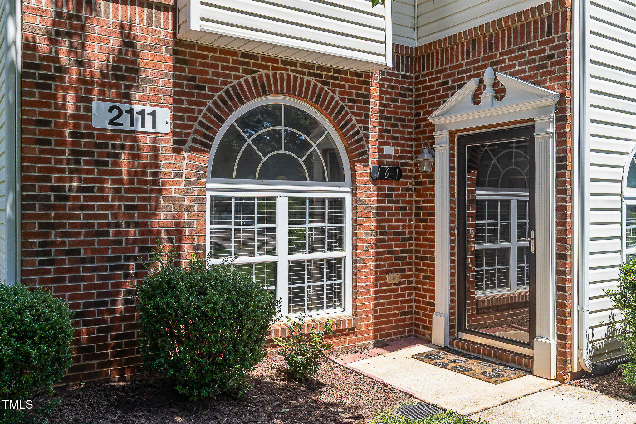 2111 Piney Brook Road # 101 Property Photo 1
