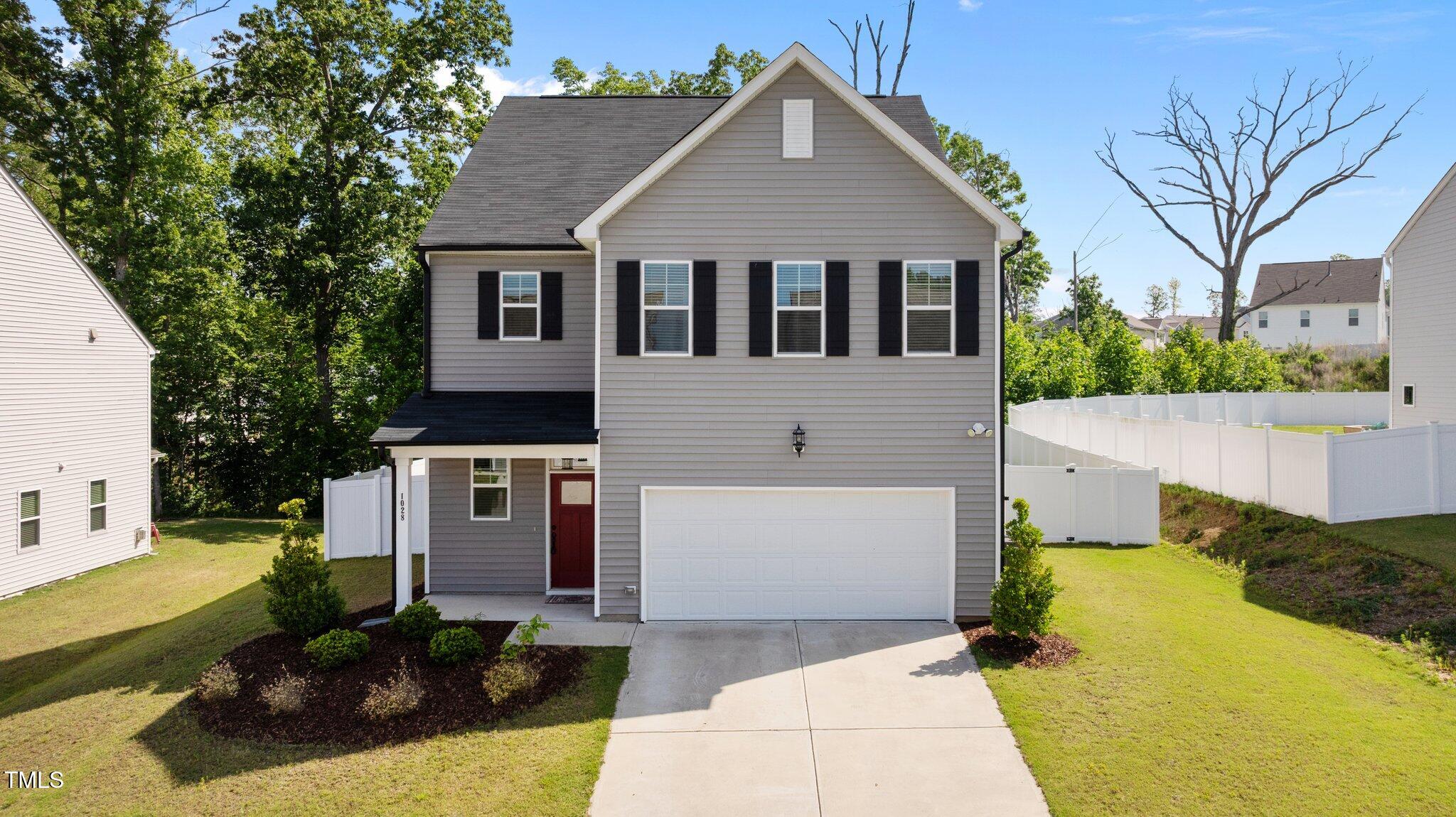 1028 Gallivant Way Property Photo 1