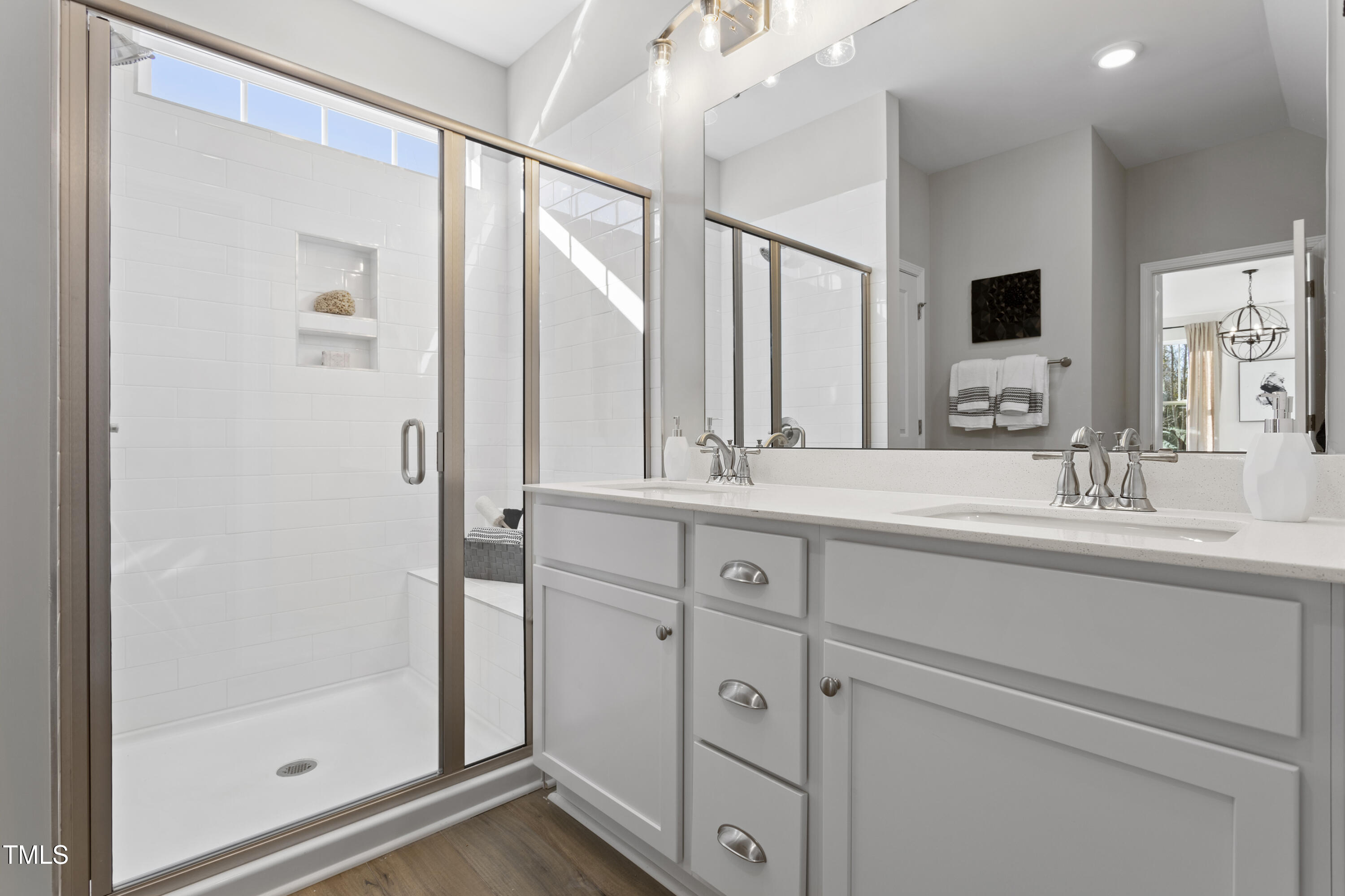 170 Sugar Pine Drive Property Photo 2