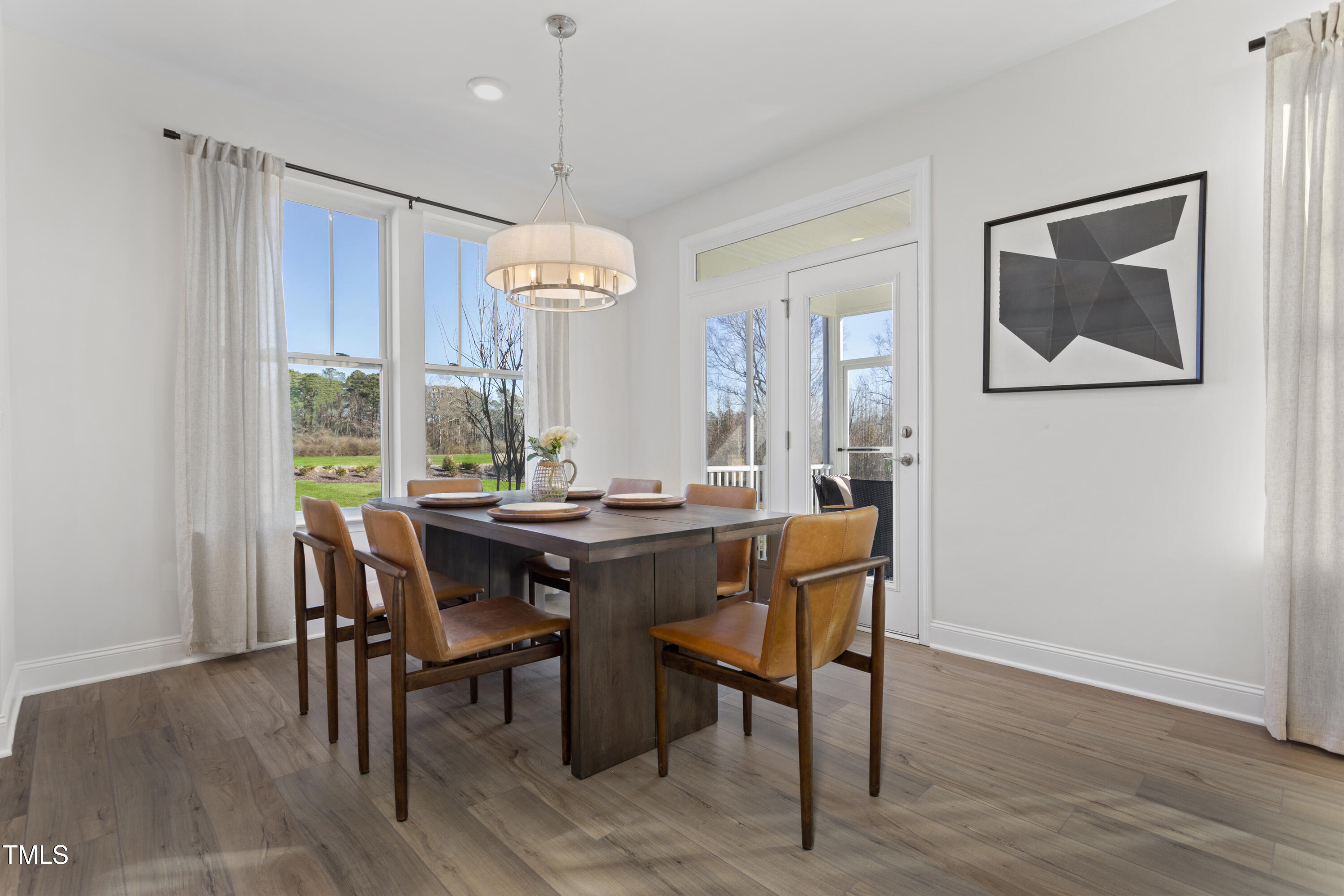 170 Sugar Pine Drive Property Photo 5