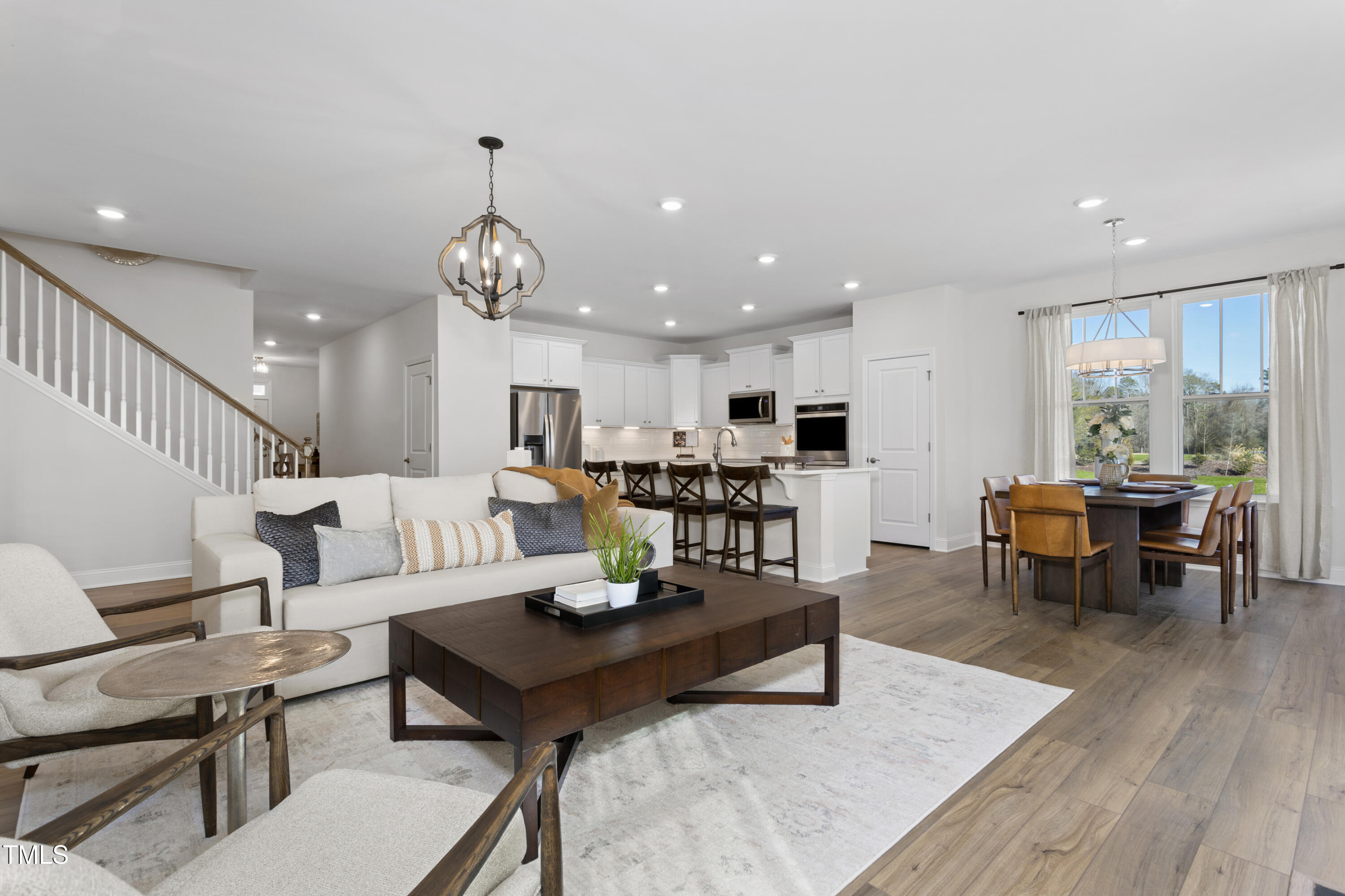 170 Sugar Pine Drive Property Photo 7