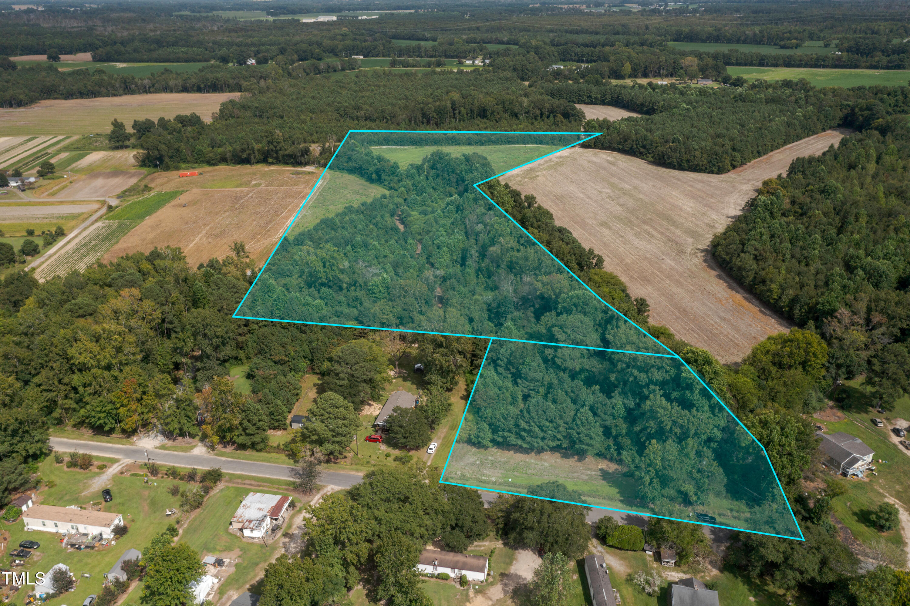 8188 Norris Road Property Photo 5