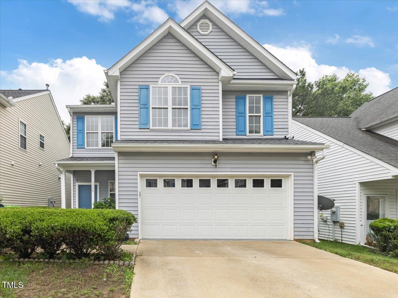 1928 Shadow Glen Drive Property Photo 1