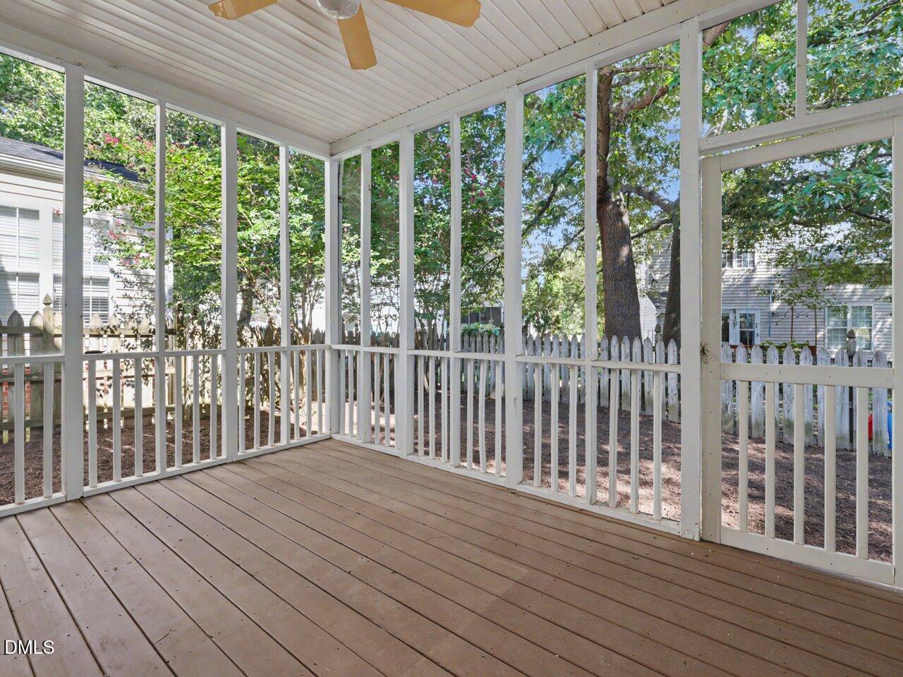 1928 Shadow Glen Drive Property Photo 26