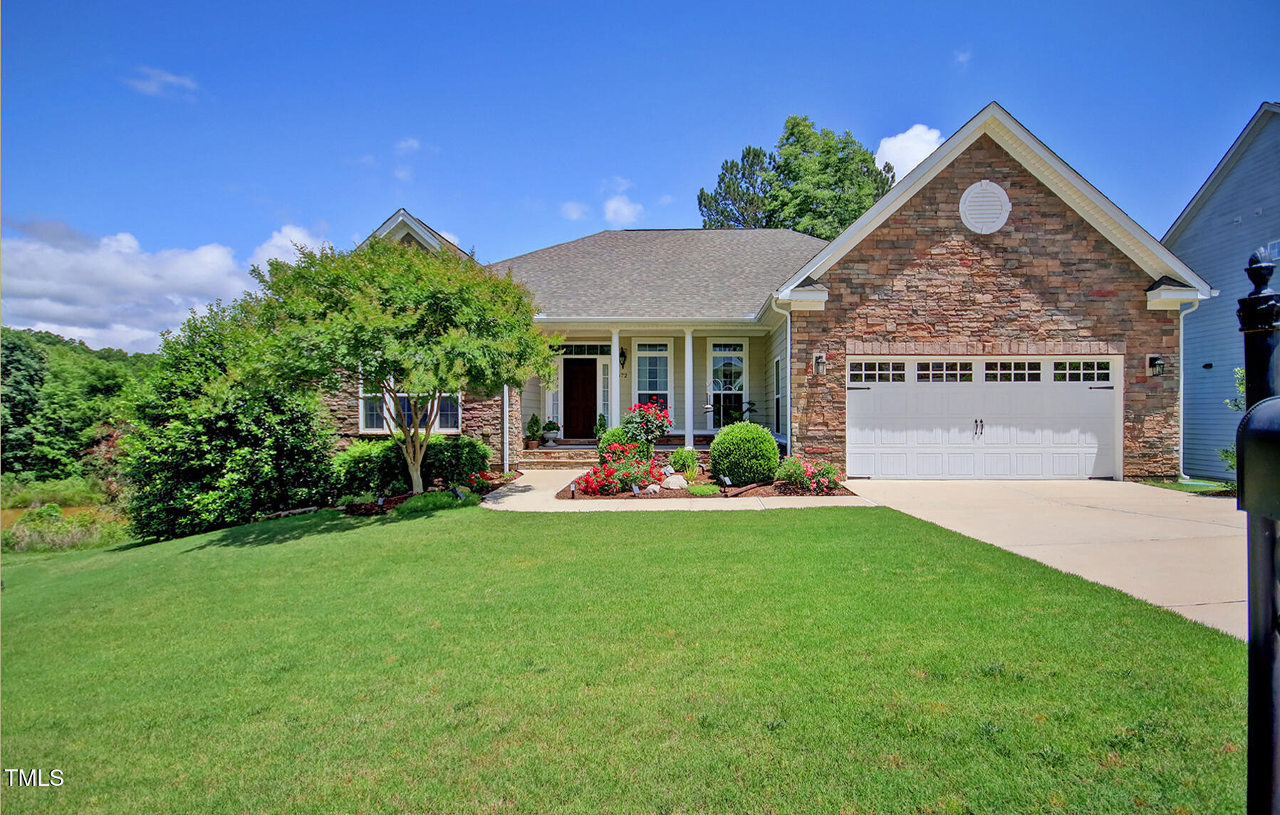 372 Farnleigh Drive Property Photo
