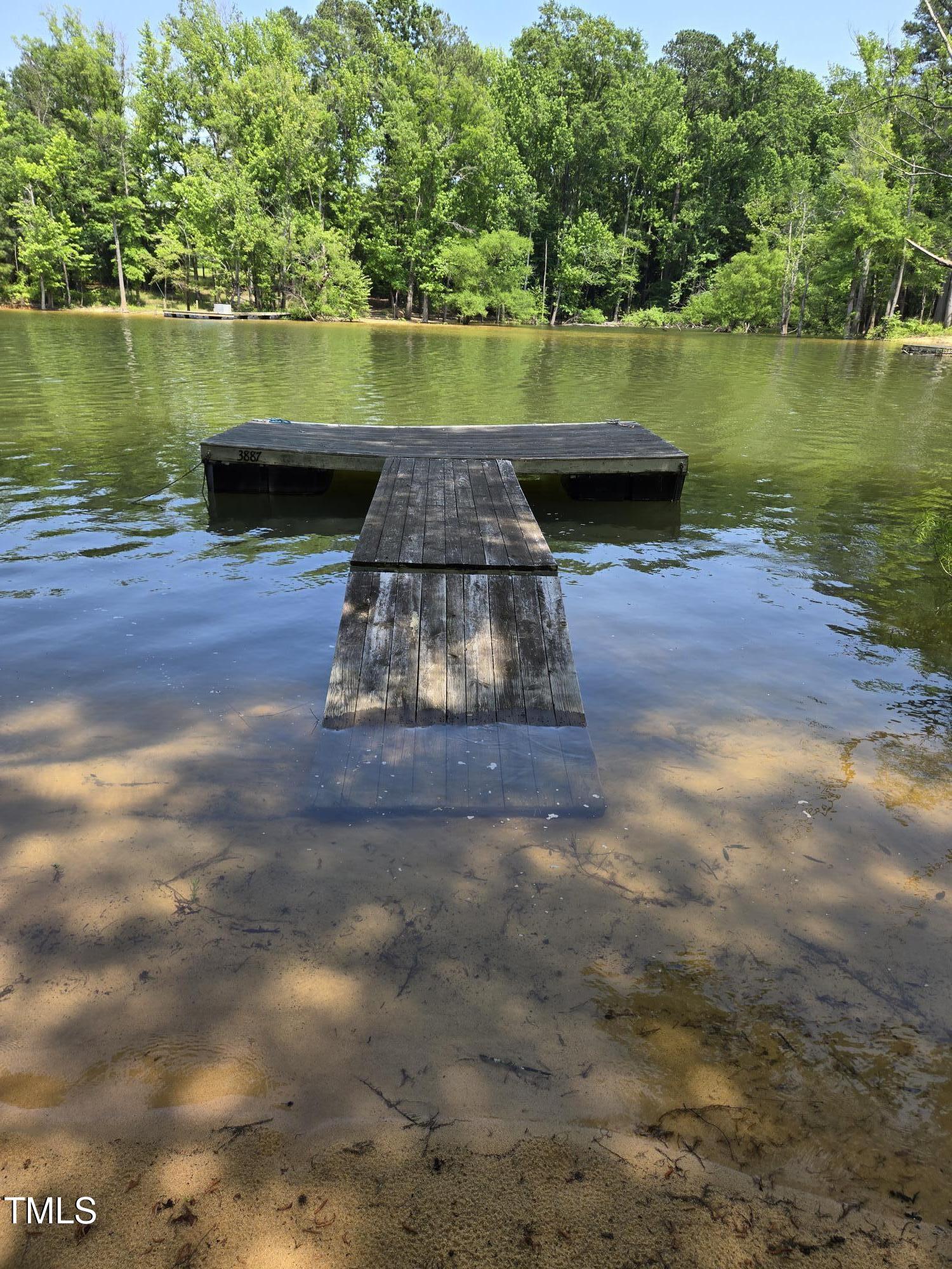 122 Fish Bite Lane Property Photo