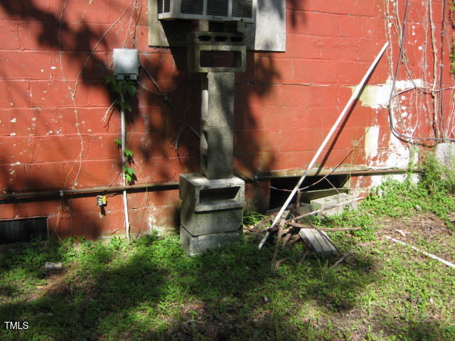 101 Property Photo 7