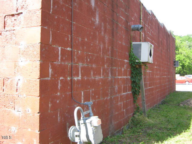 101 Property Photo 8