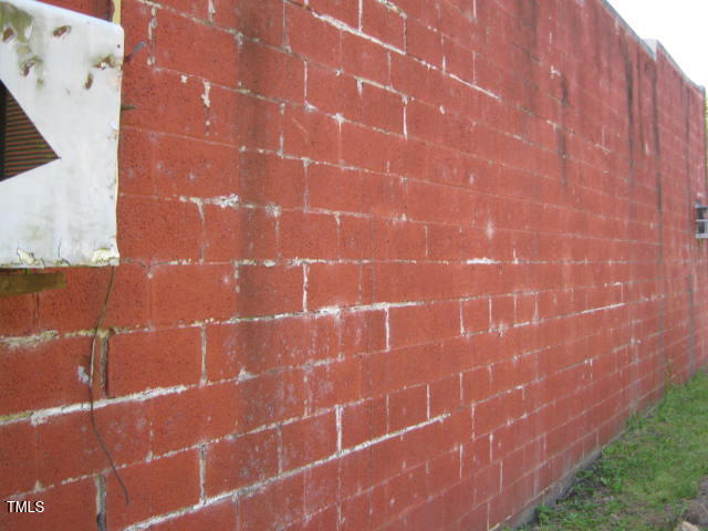 101 Property Photo 9
