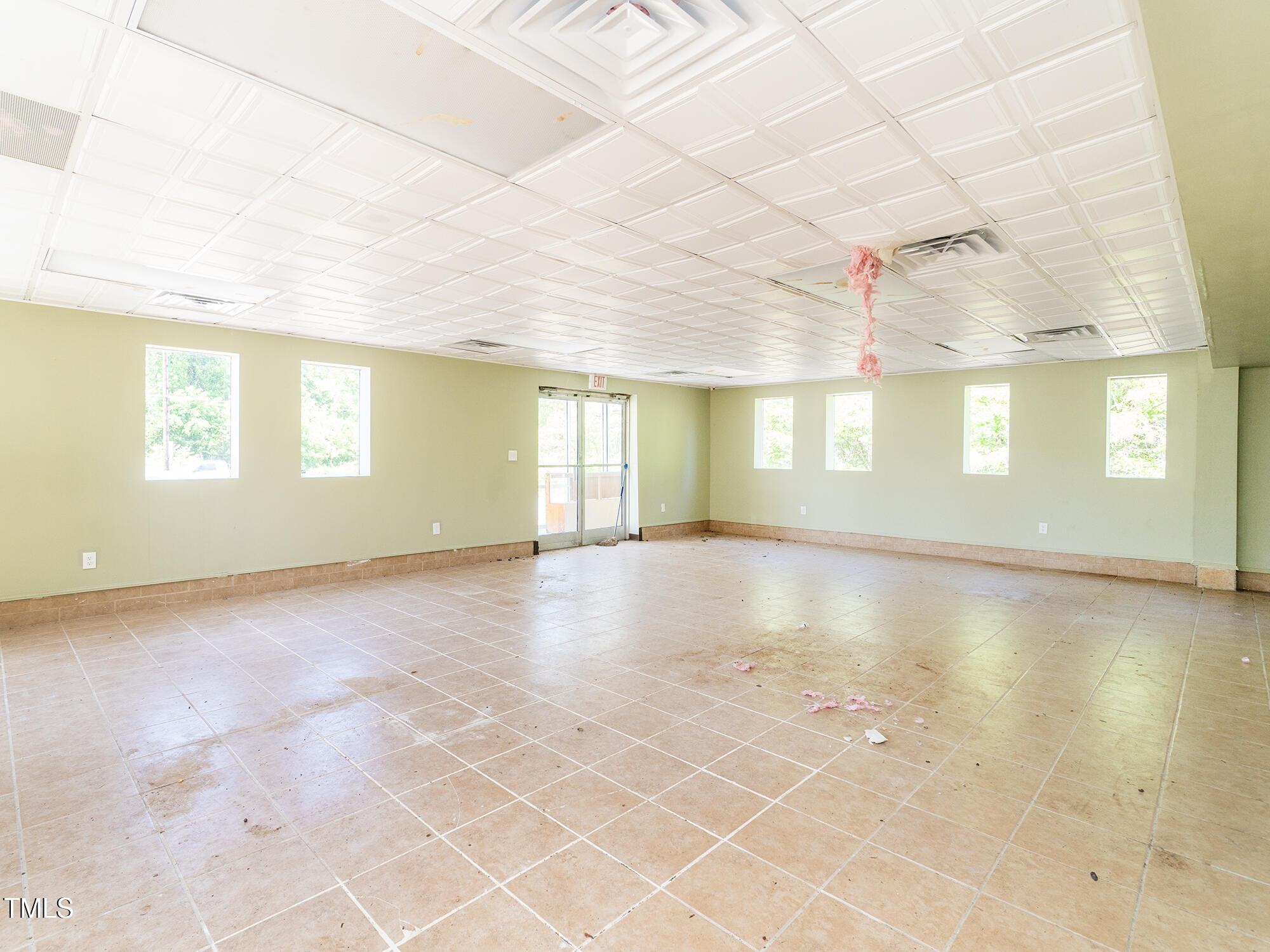 1540 Maple Avenue Property Photo 9