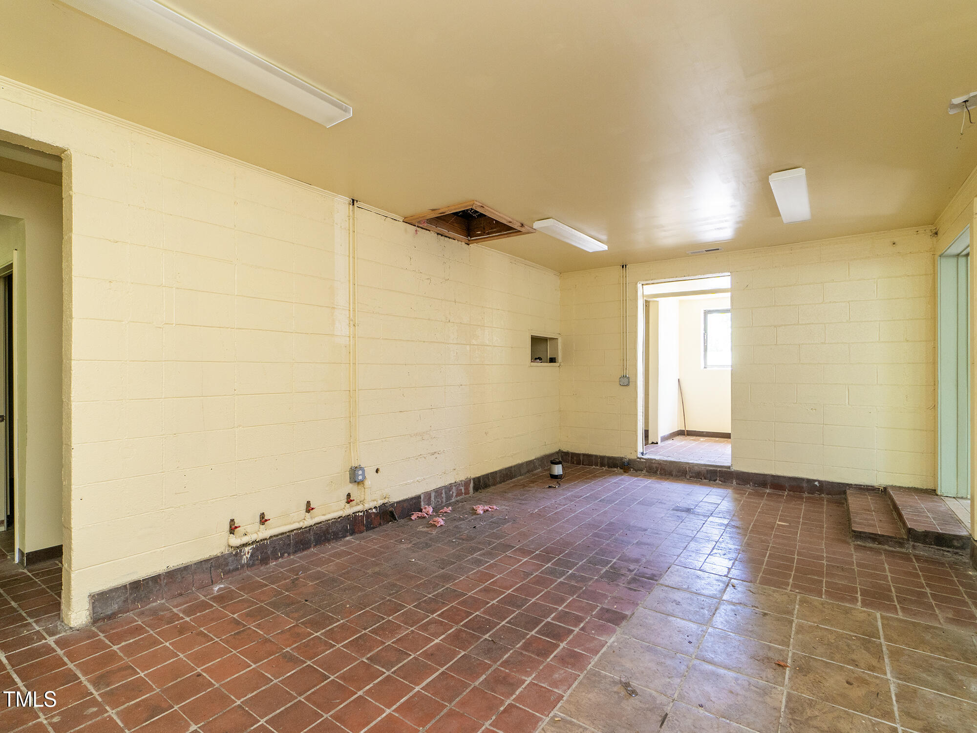 1540 Maple Avenue Property Photo 12