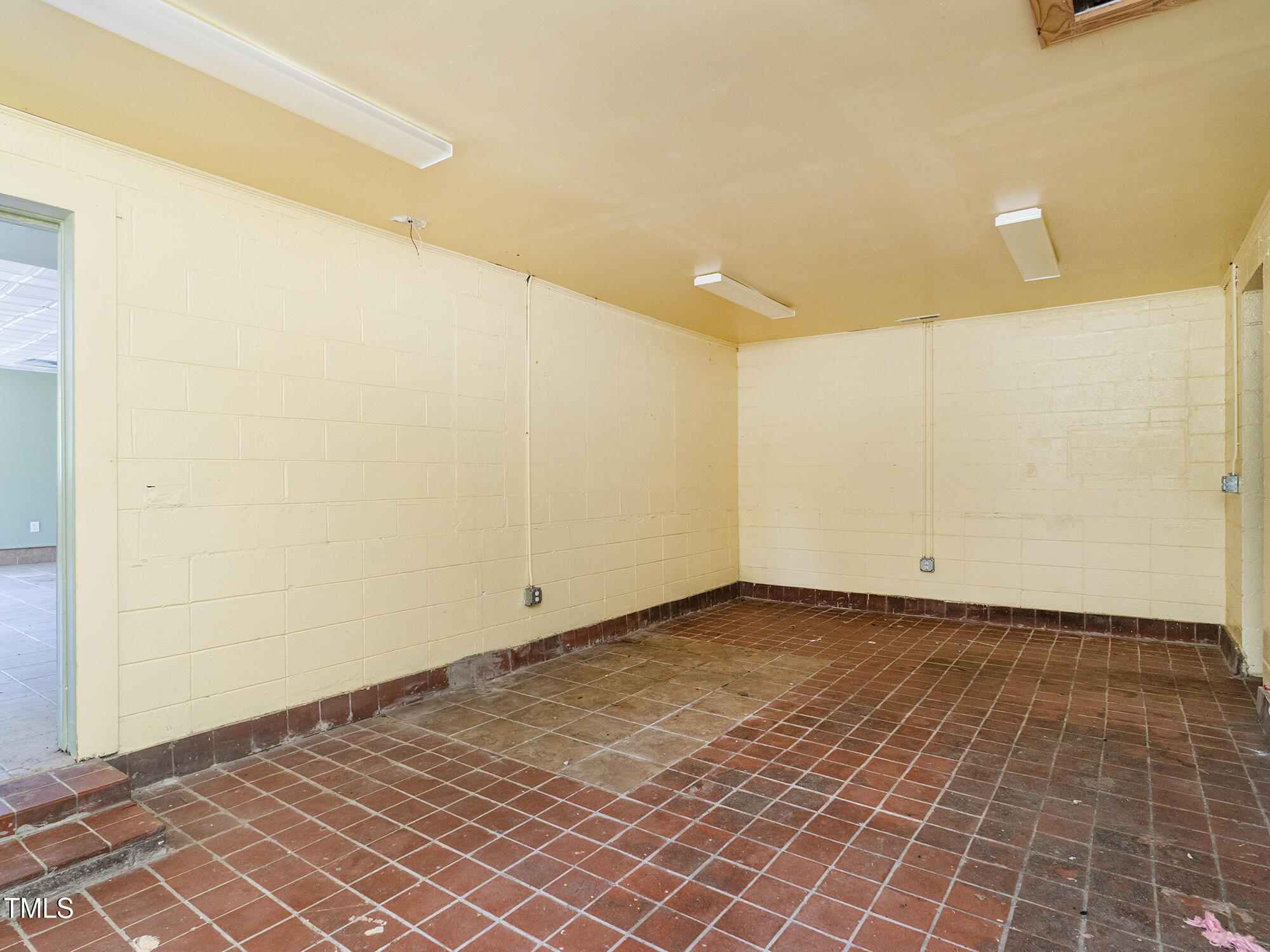 1540 Maple Avenue Property Photo 14