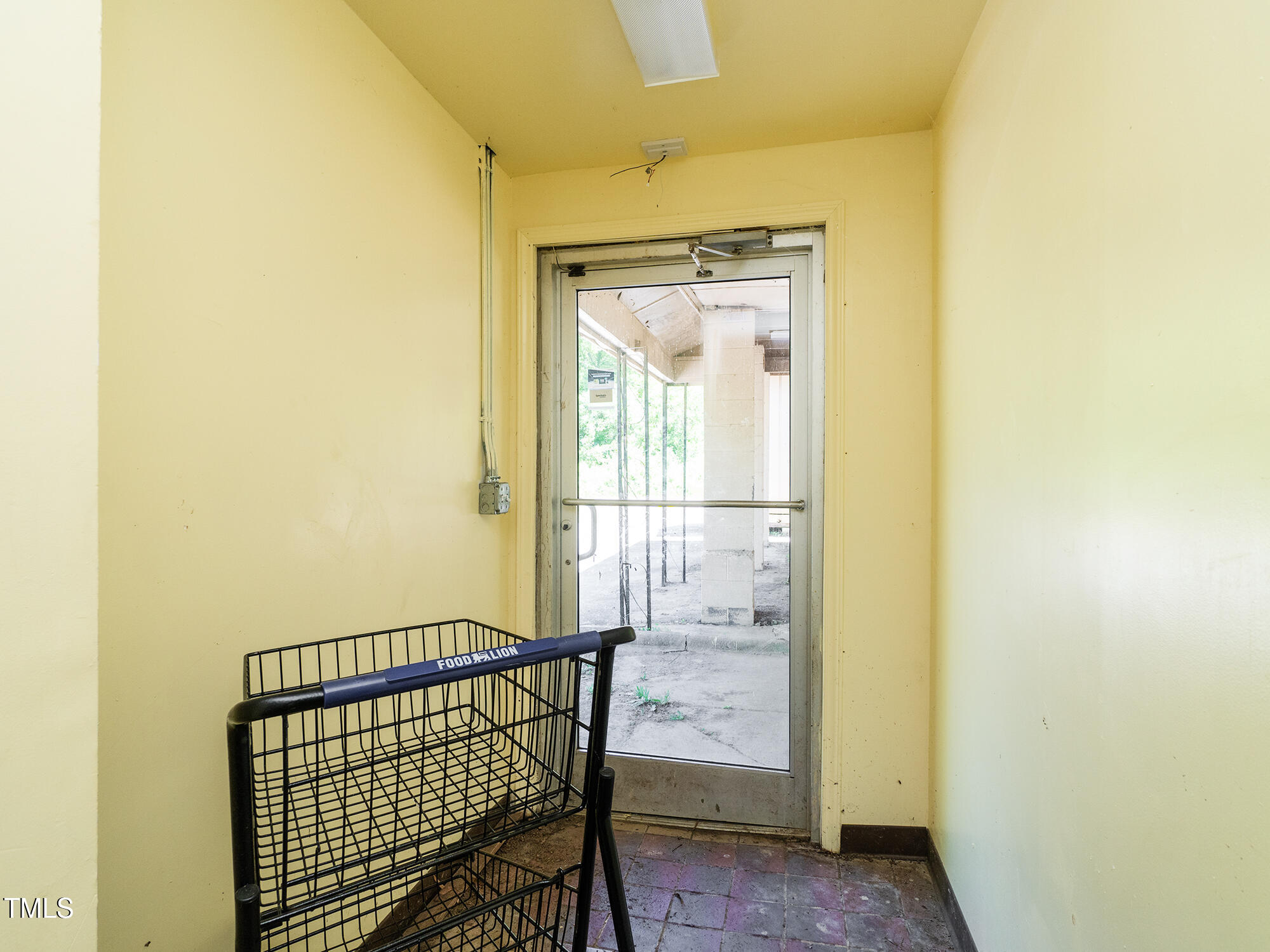 1540 Maple Avenue Property Photo 22